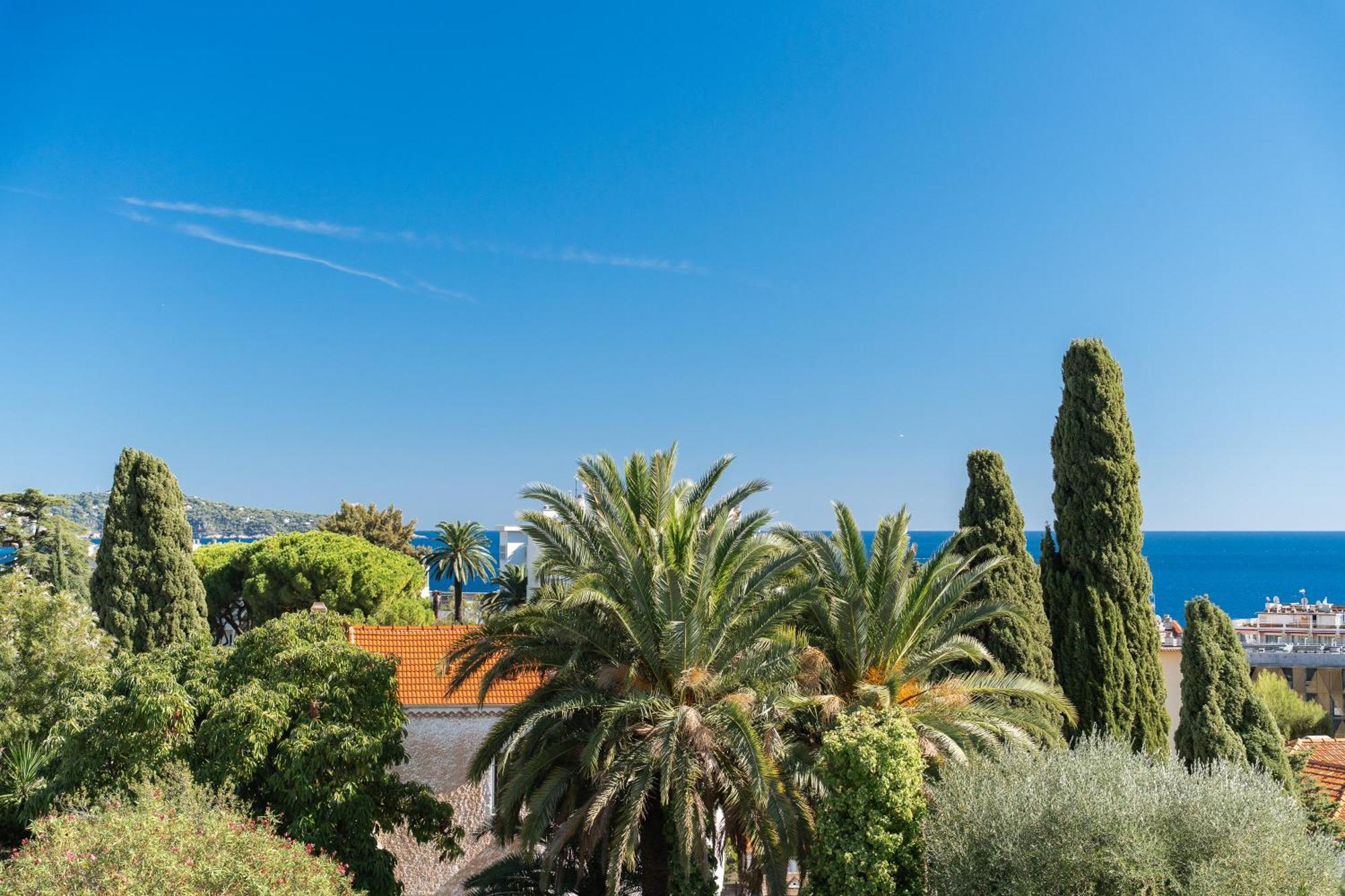 Renting - Cambrai - Luxurious Sea View Terrasse - King Bed - Parking - Ac - Fully Equipped Apartment Nice