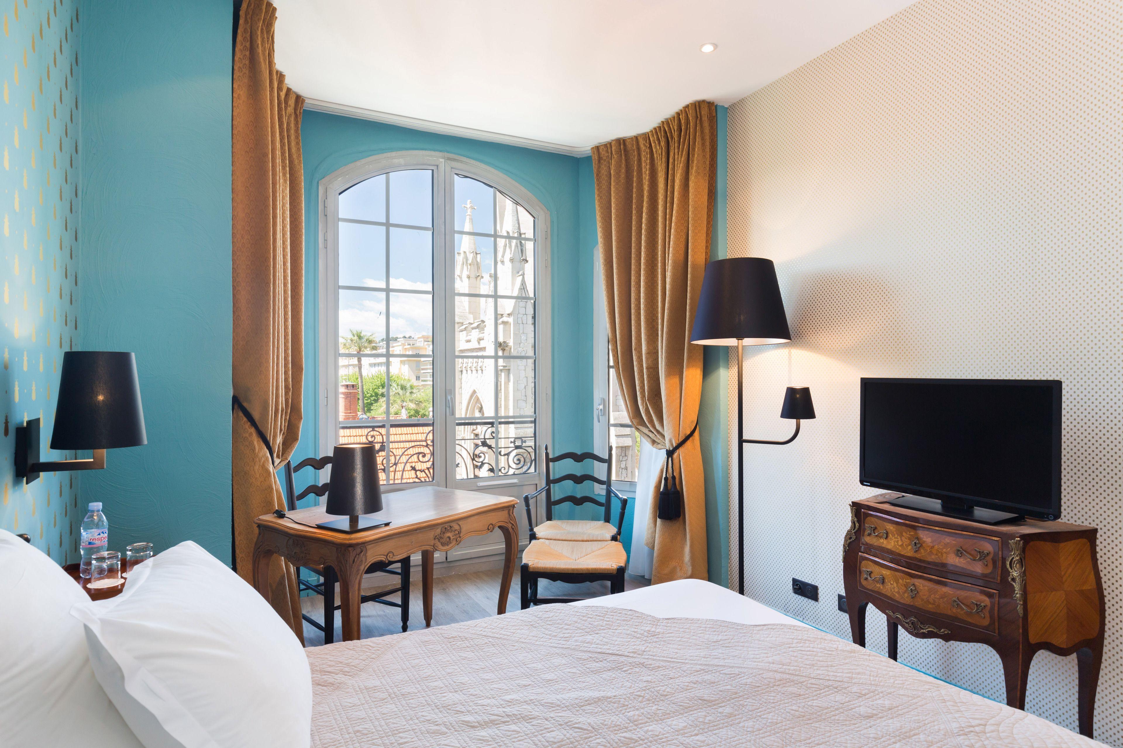 Hotel Le Grimaldi By Happyculture 4*