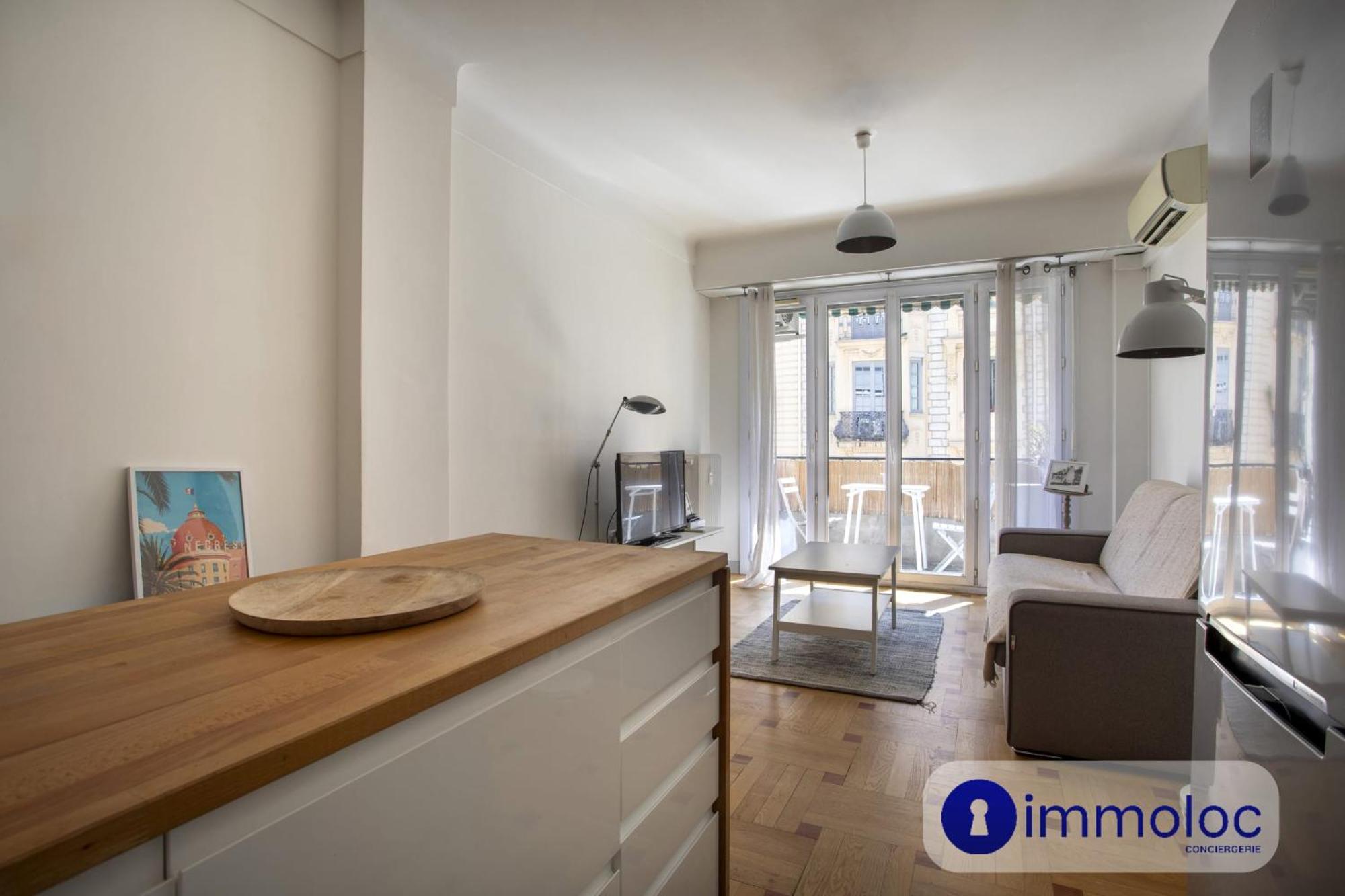 Apartment Neighborhood Liberation Nice