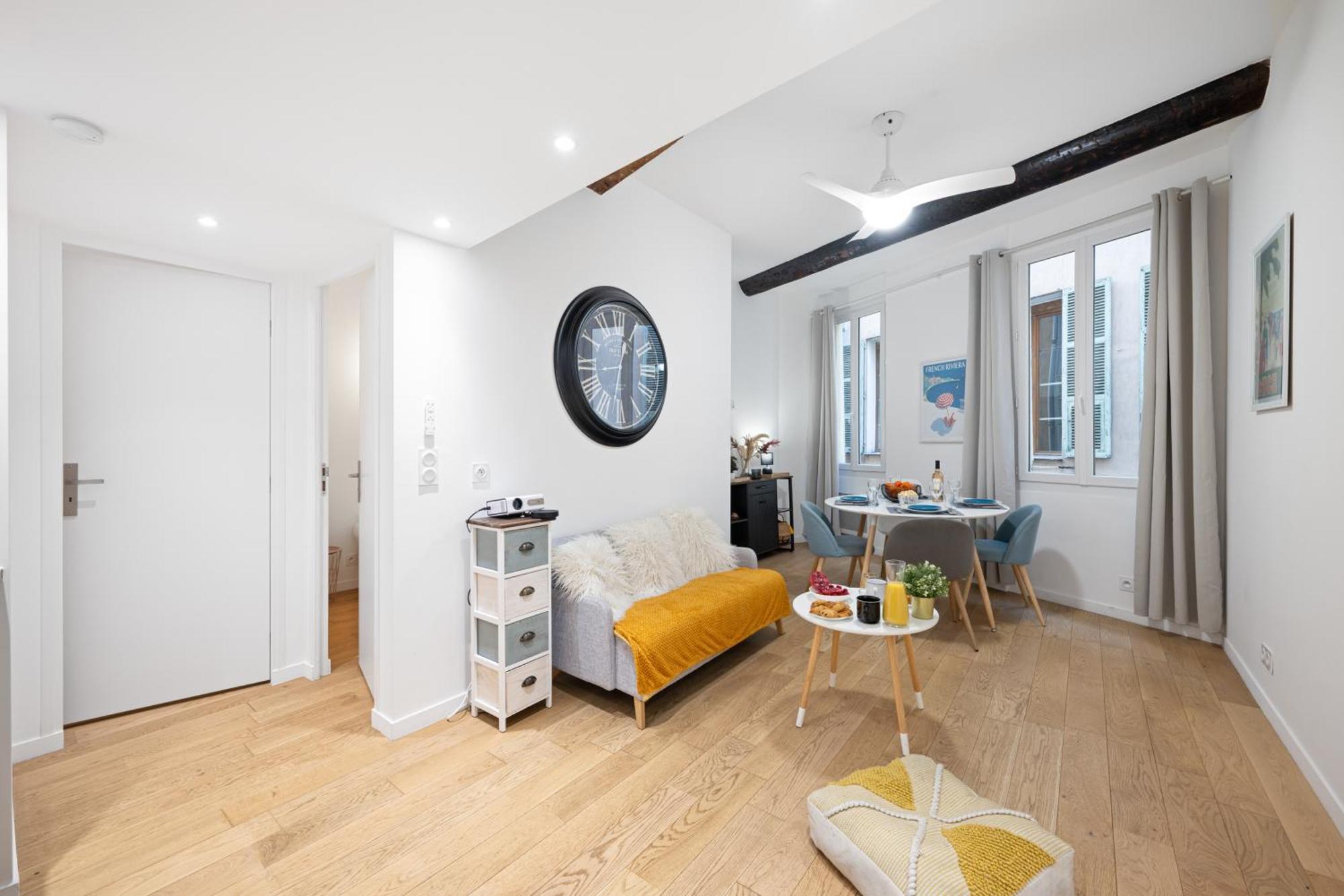 Le Castelosa - Au Coeur Du Vieux-nice Apartment Nice