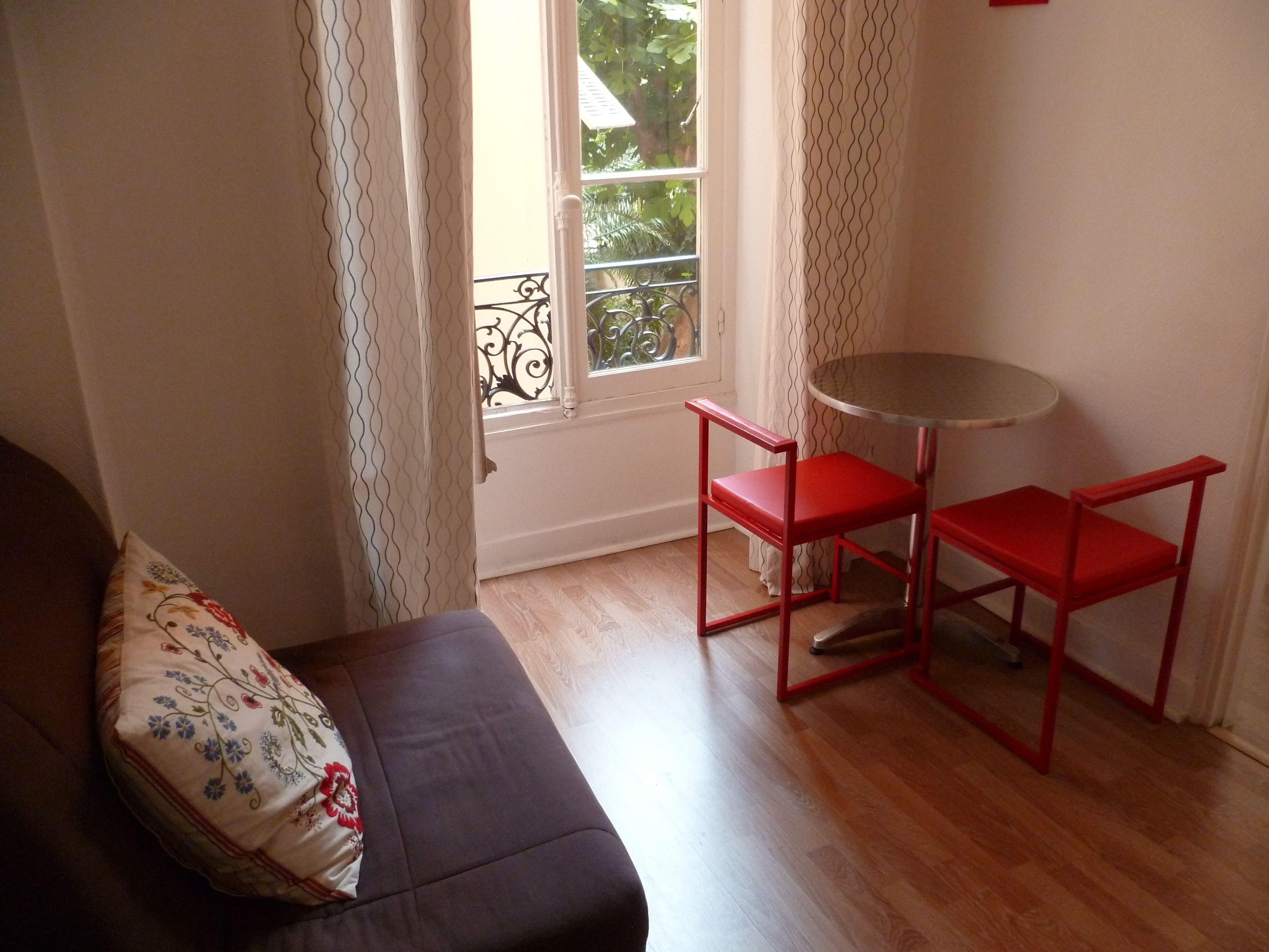 Victor Hugo Hotel 2*