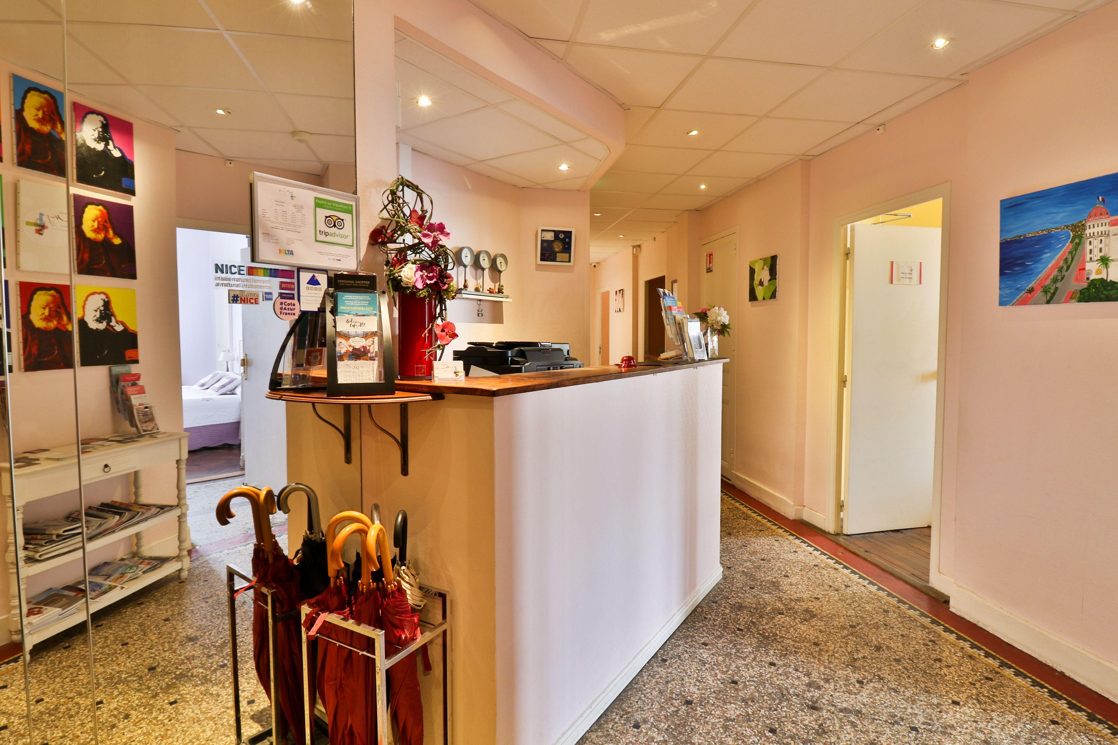 Hotel Victor Hugo 2*