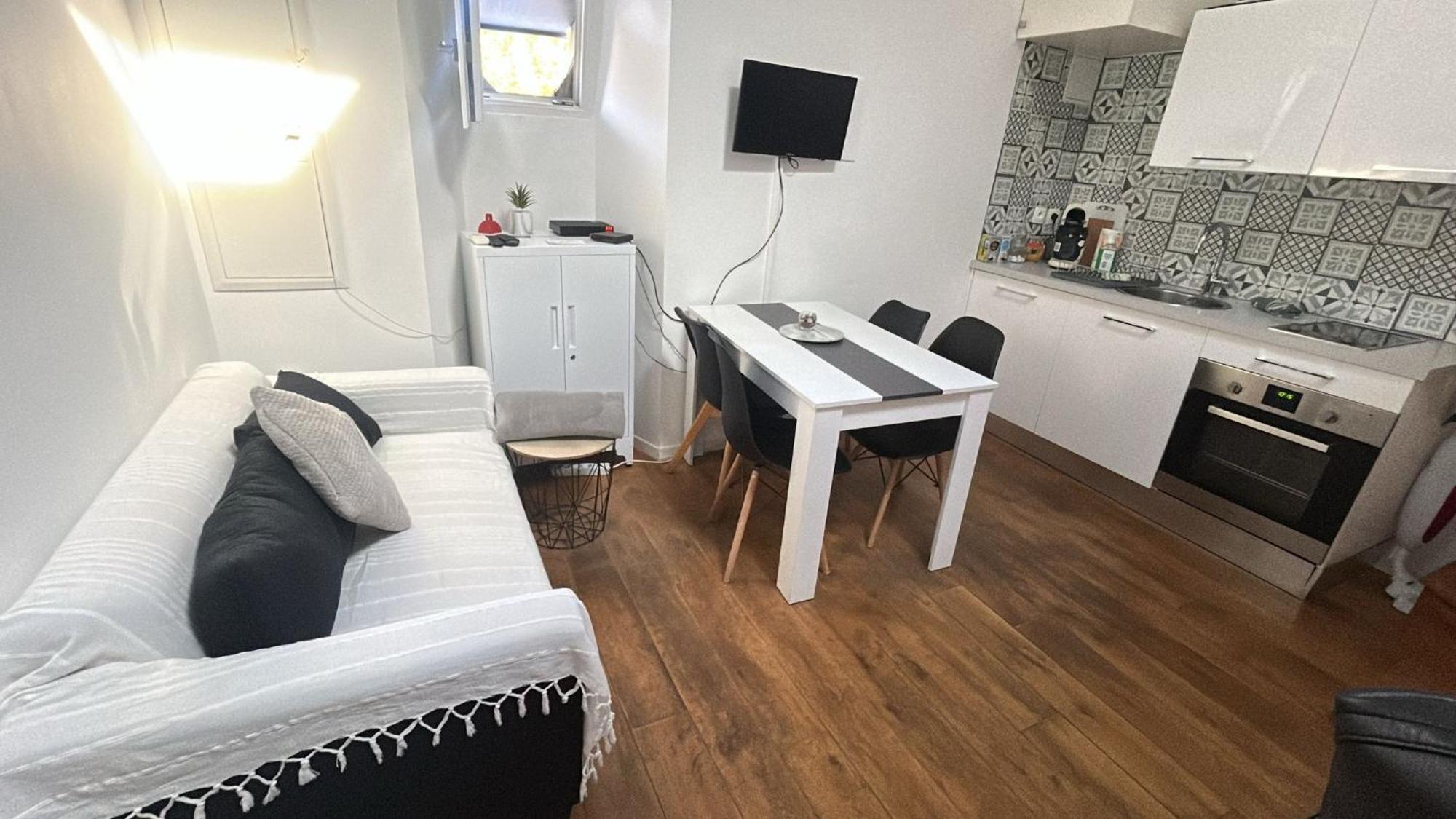 T2 Coconing, Wifi, Internet, Clim, 300m Apartment *