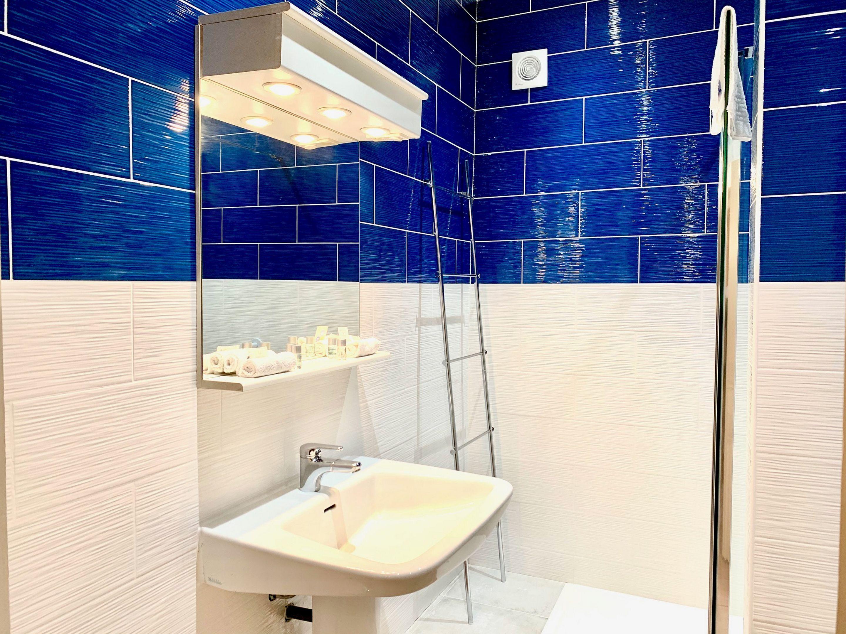 Hotel Riviera - Grimaldi - Promenade Des Nice