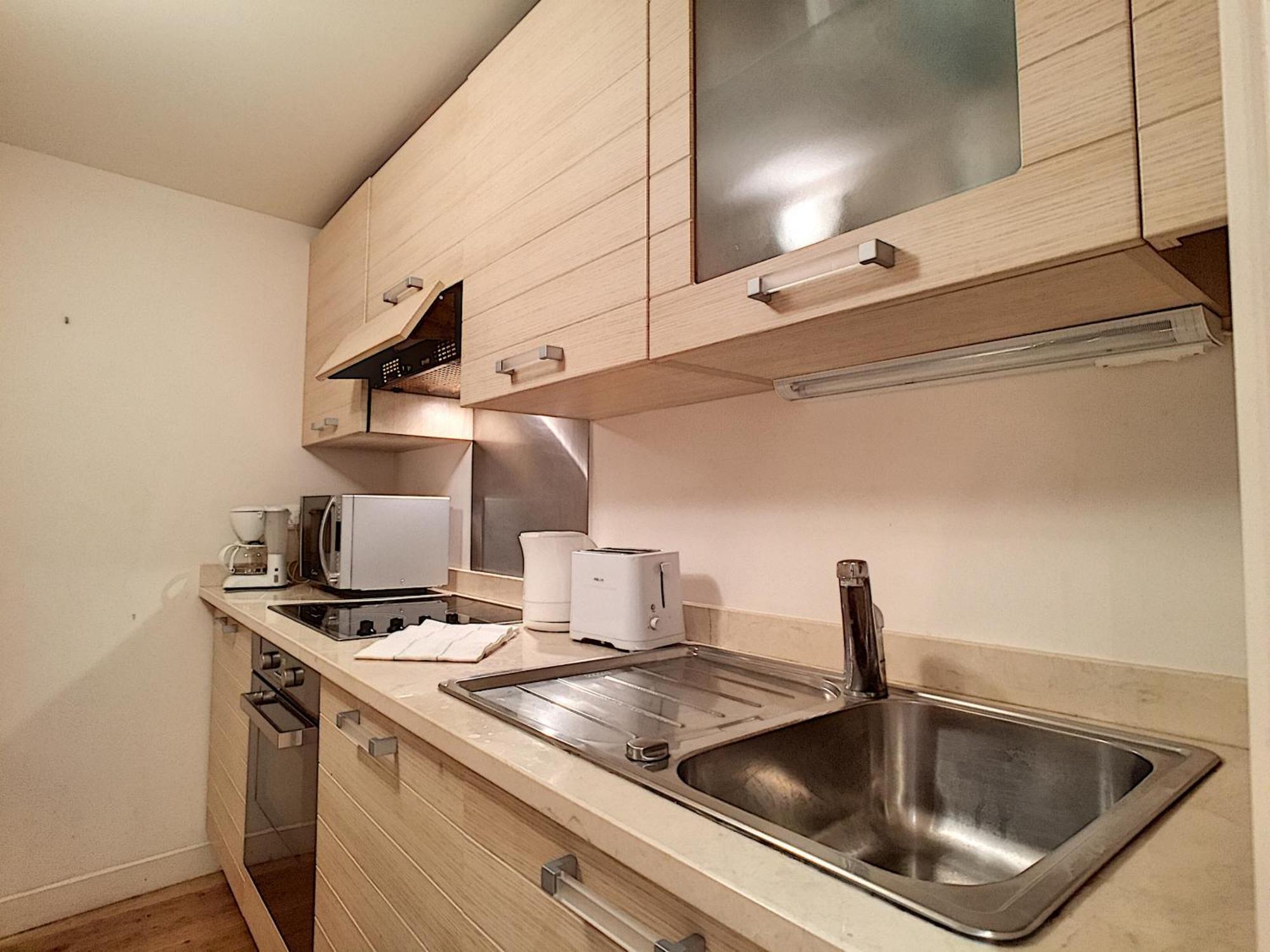 Nestor&jeeves - Palais Alice - - Near Nice