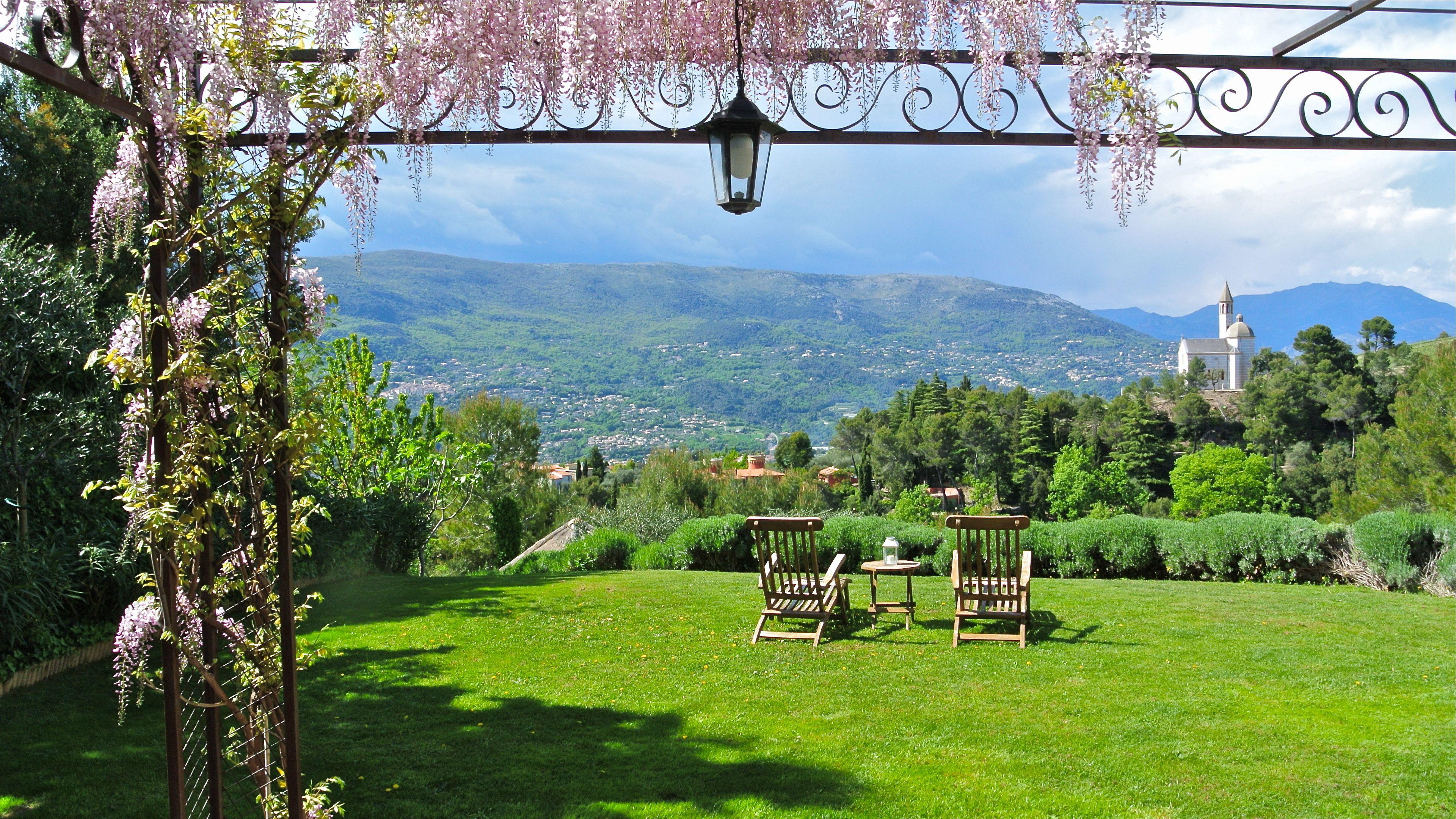 Kilauea Bed & Breakfast