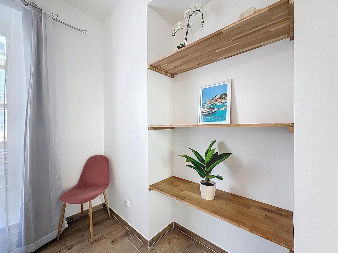 Le Francis - Riquier Port De Appartement