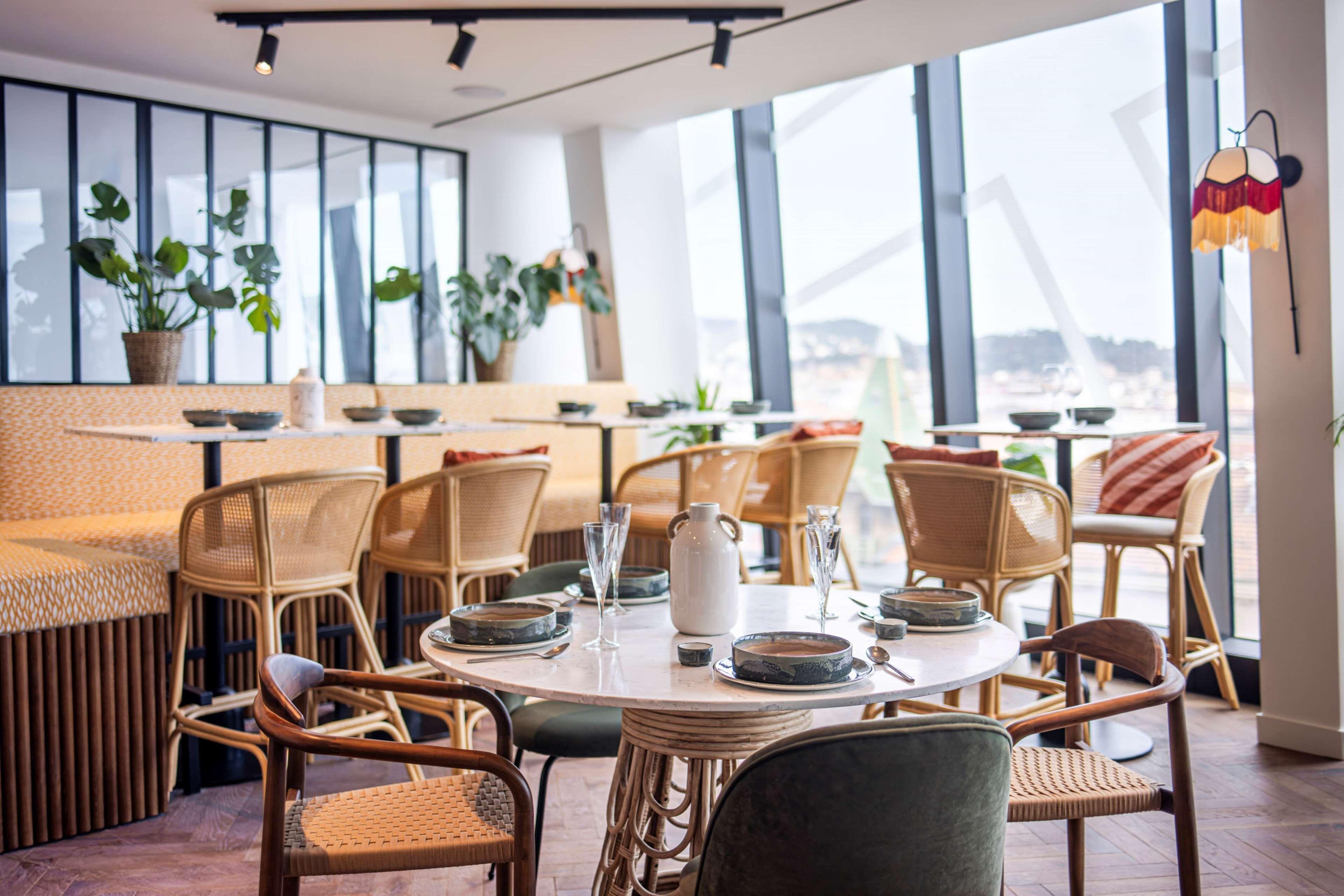 Doubletree By Hilton Centre Iconic 4* Nice