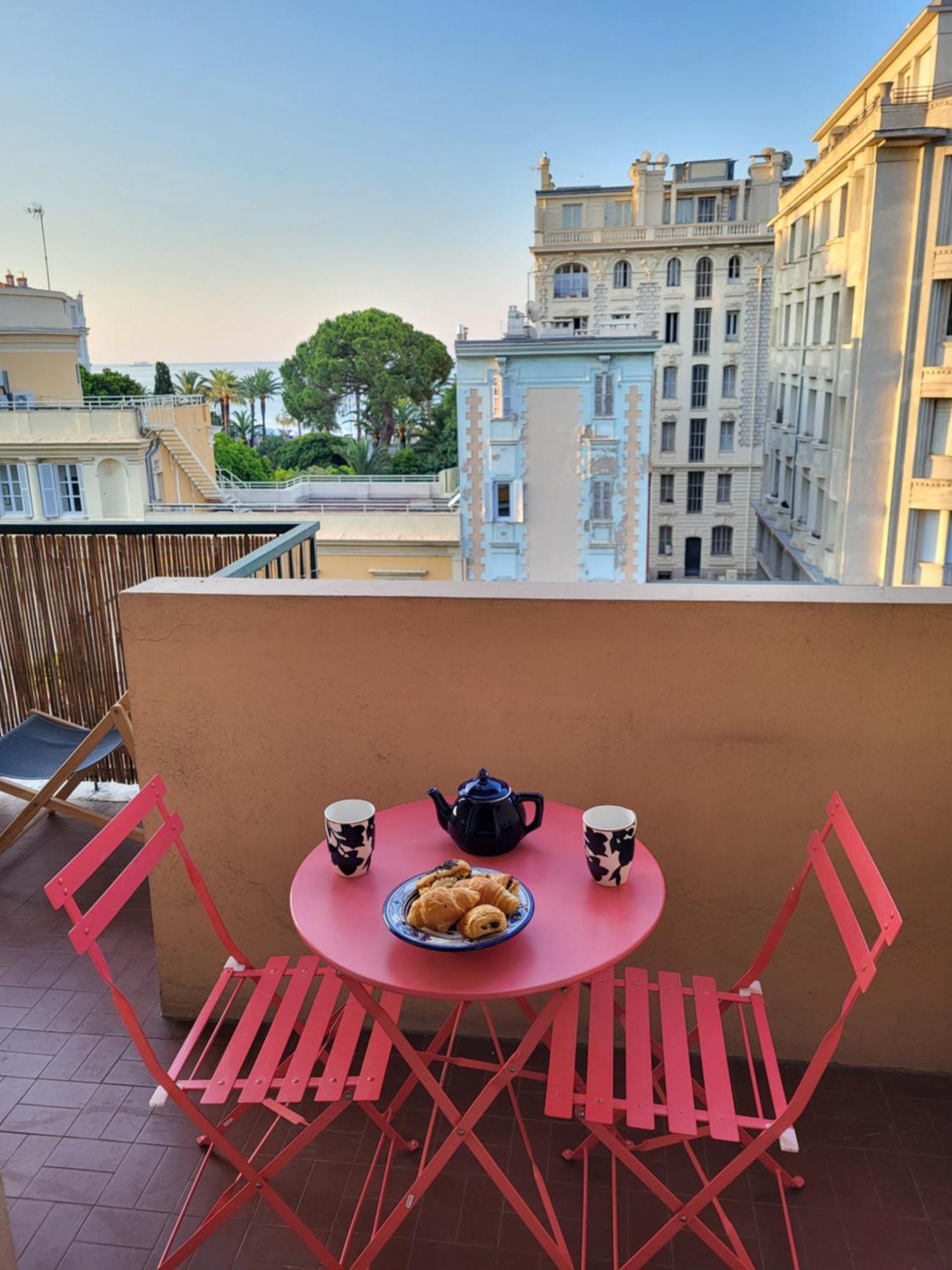 2p Cosy Avec Terrasse, Vue & Plages A Pied Apartment Nice