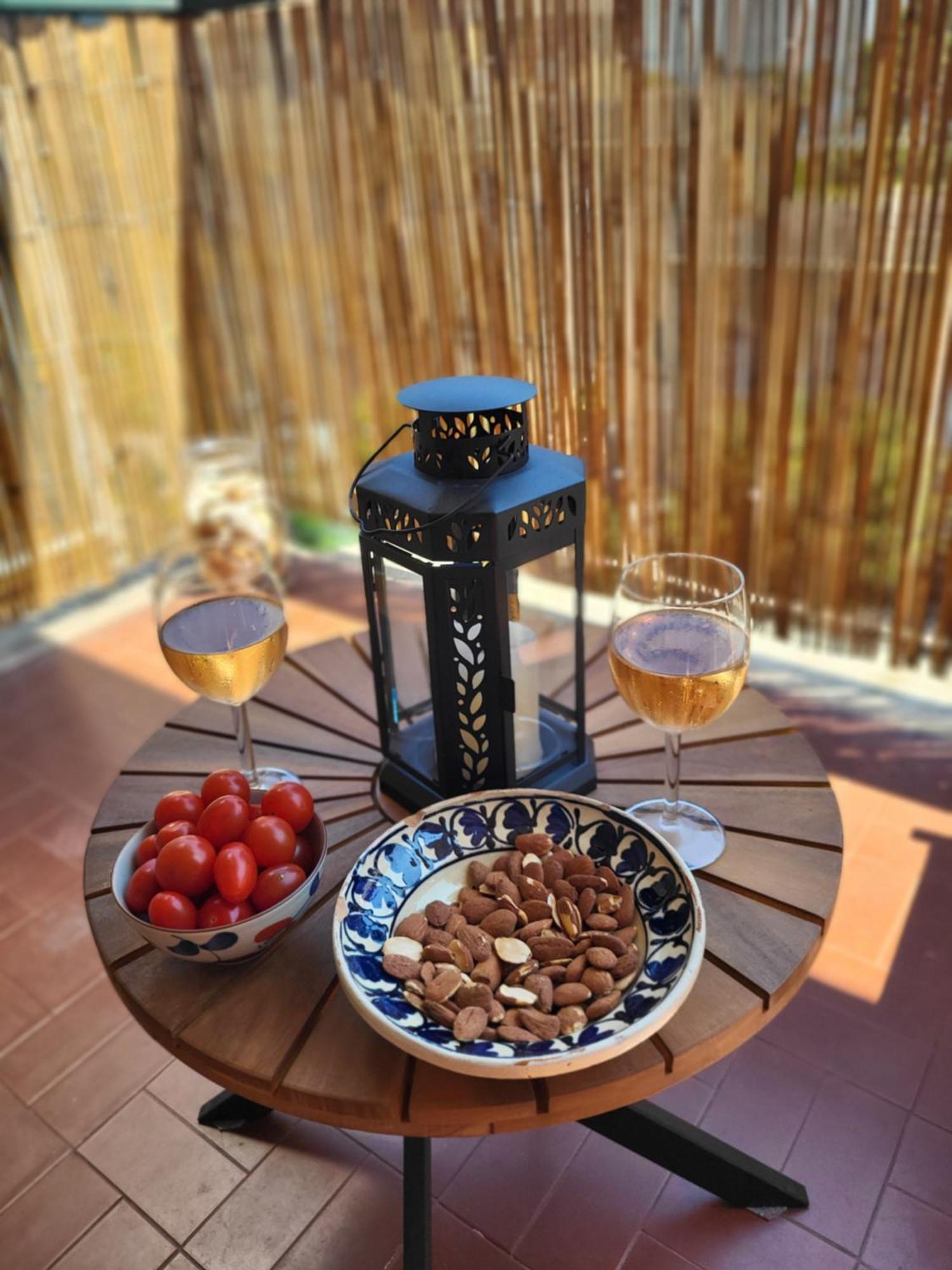 Apartment 2p Cosy Avec Terrasse, Vue & Plages A Pied Nice