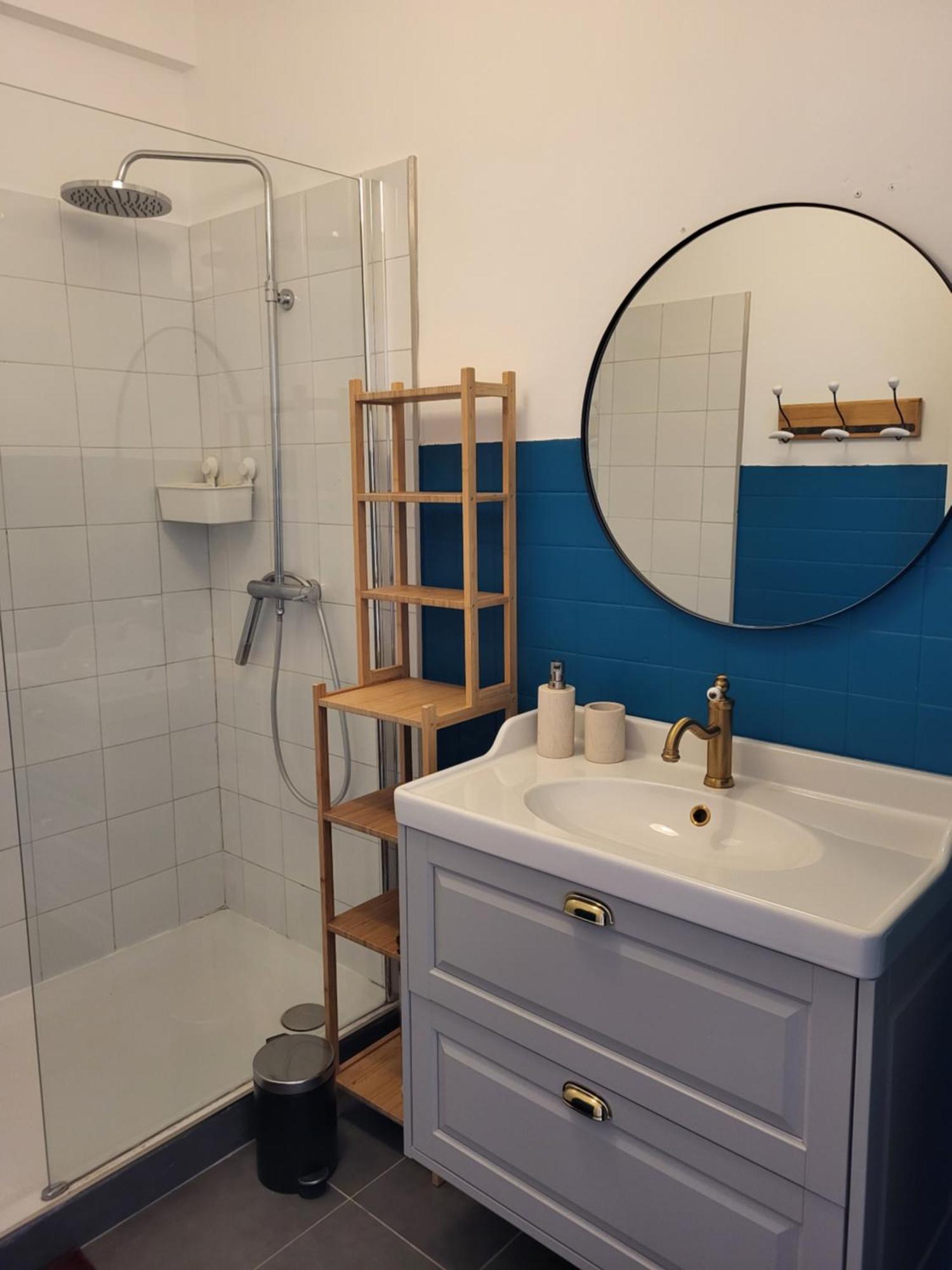 Apartment 2p Cosy Avec Terrasse, Vue & Plages A Pied Nice