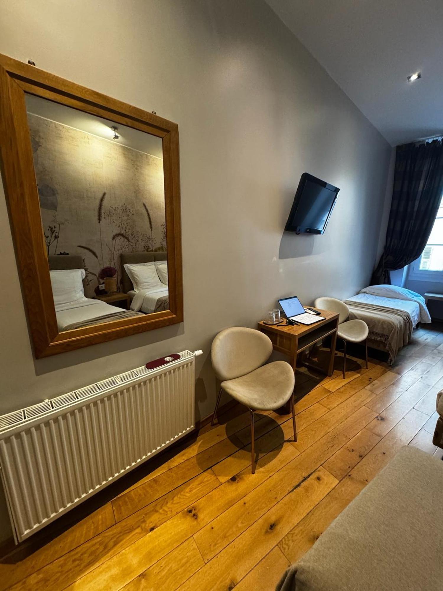 Hotel De La Mer Nice