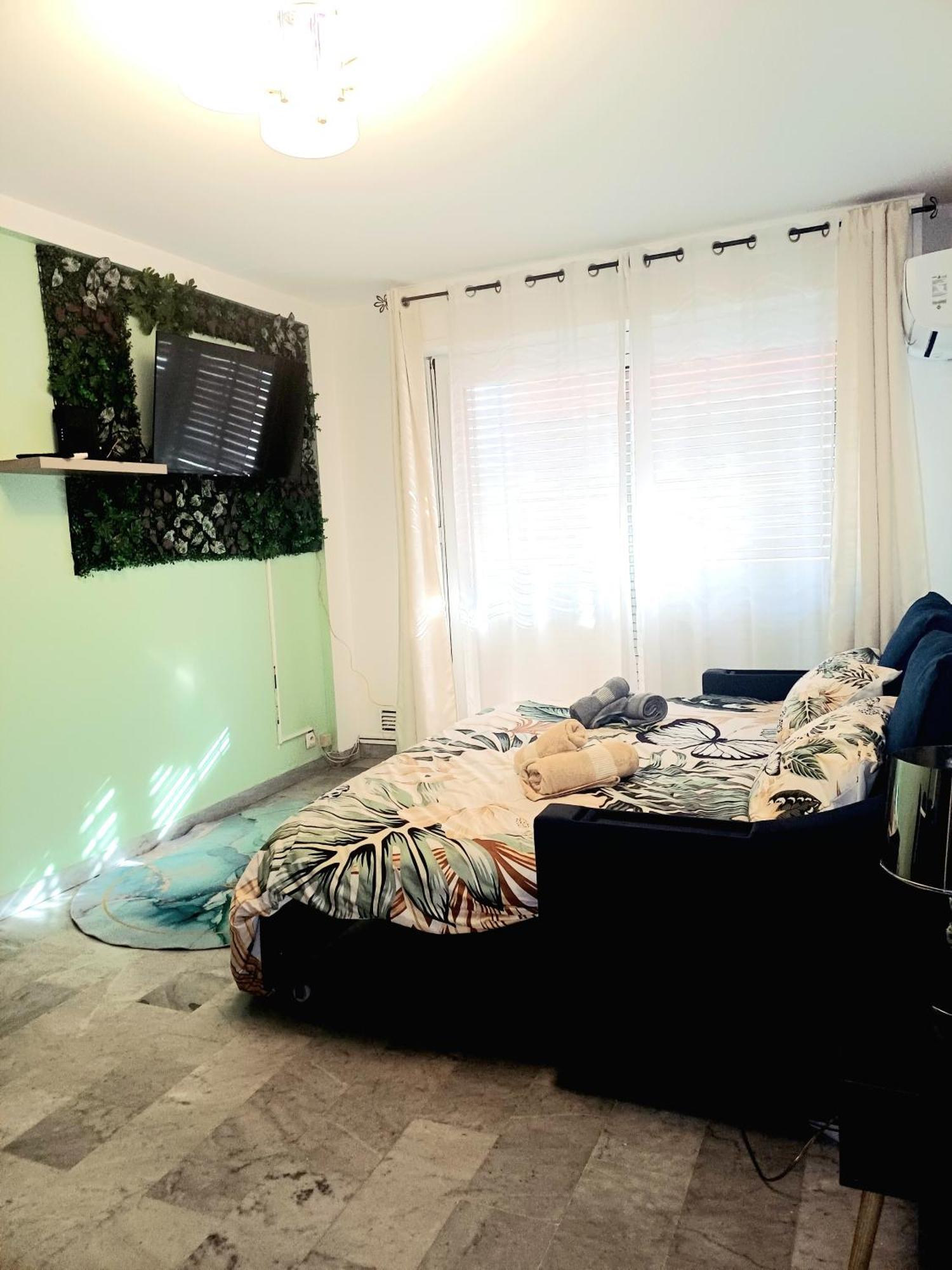 Apartment F1 Proche Du Tramway Et Plages