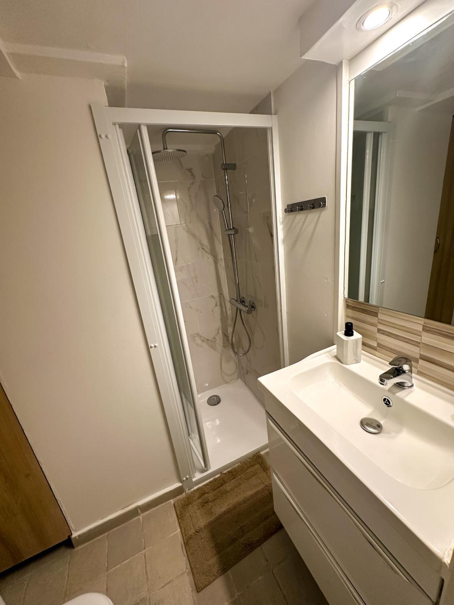 Angevert Holidayhouse * Nice