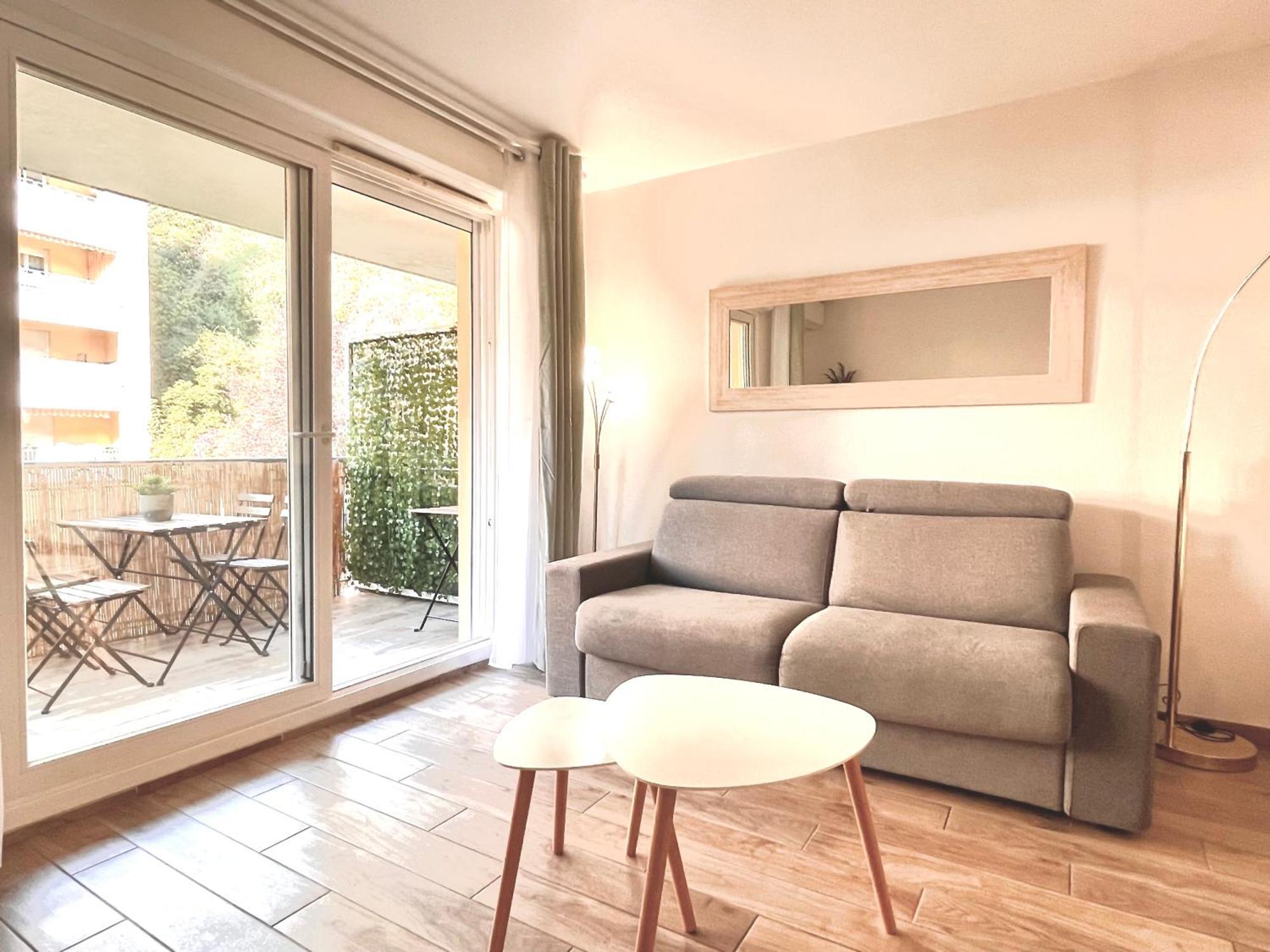 Peaceful In With Terrace, Parking *