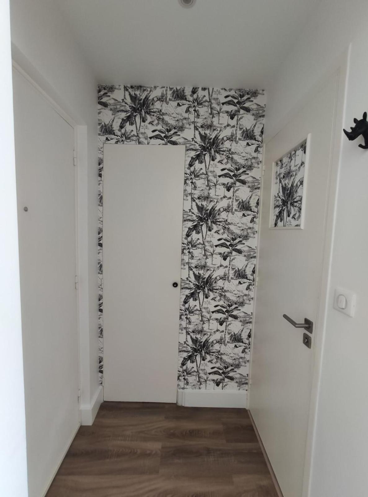 Beautiful Just A Stone's Throw From The * Nice