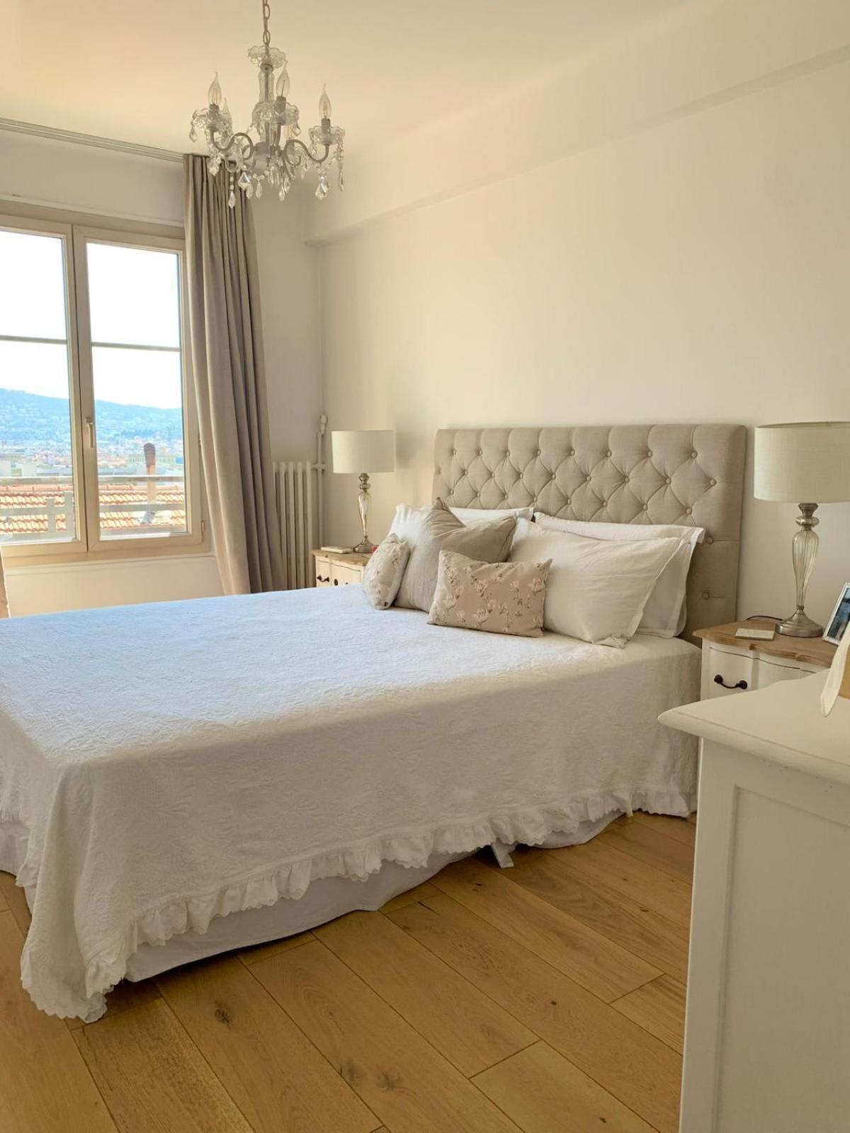 Apartment Beautiful View Walking Distance From The Center