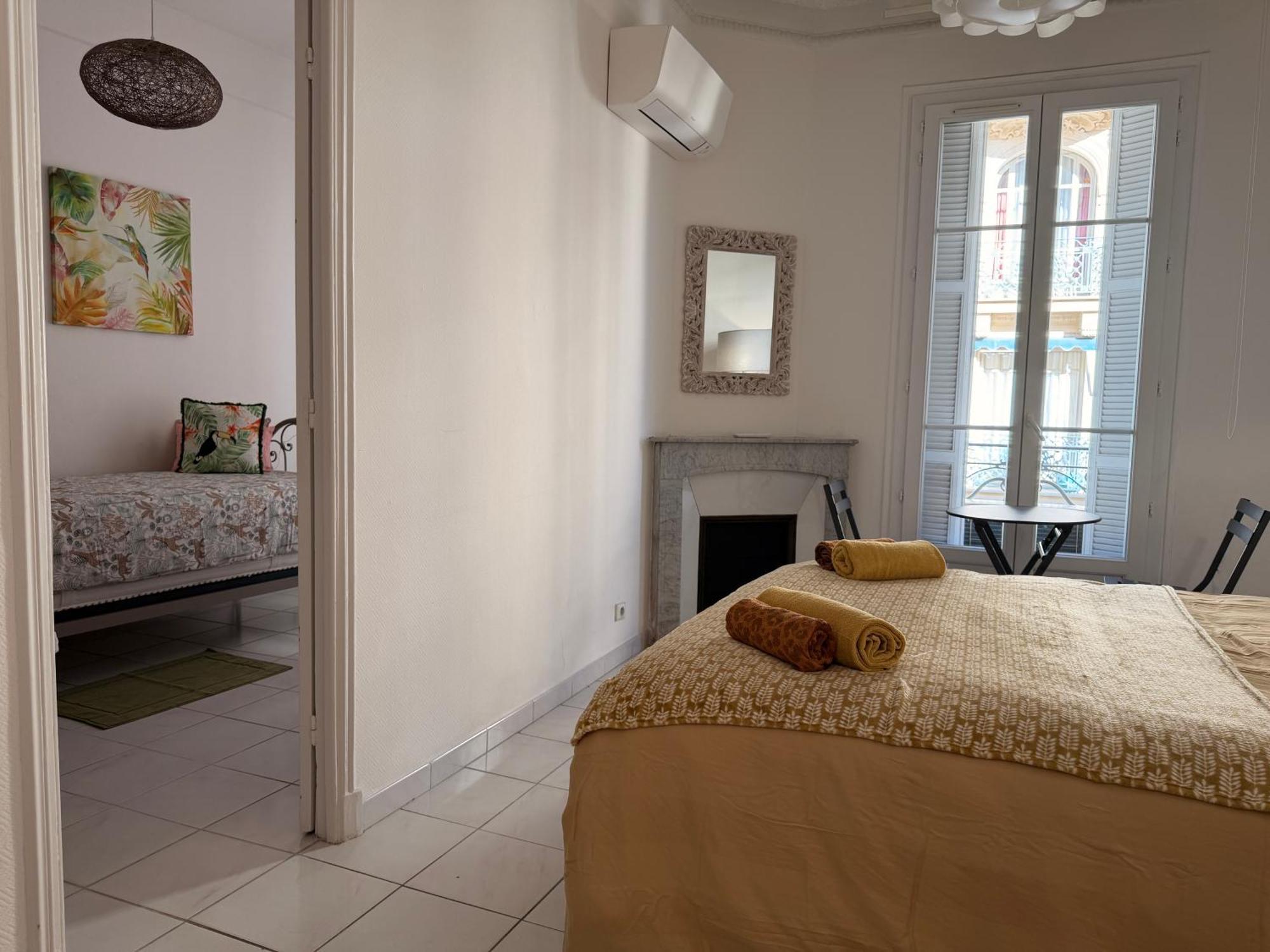 Apartment Palais Catherina 3 Pieces Et Commerces Rivoli *