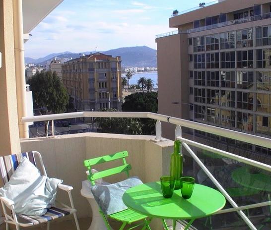 Le Parvis De La Mer Nice