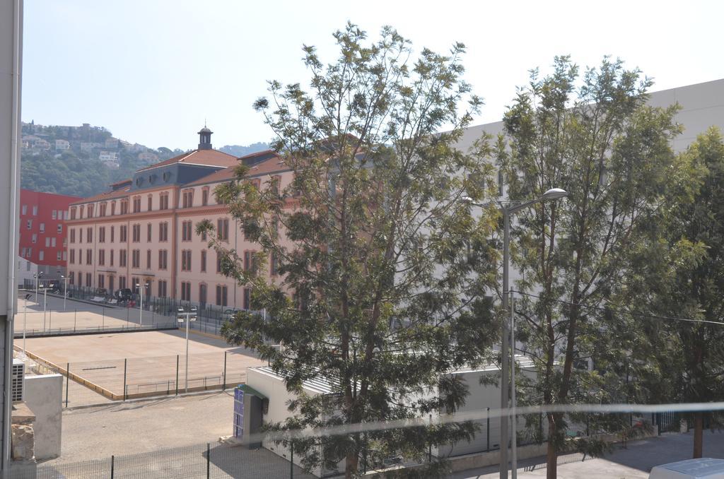 Apartment Rouge Indien *