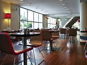 Hotel Ibis Aeroport Promenade Des Anglais 3*