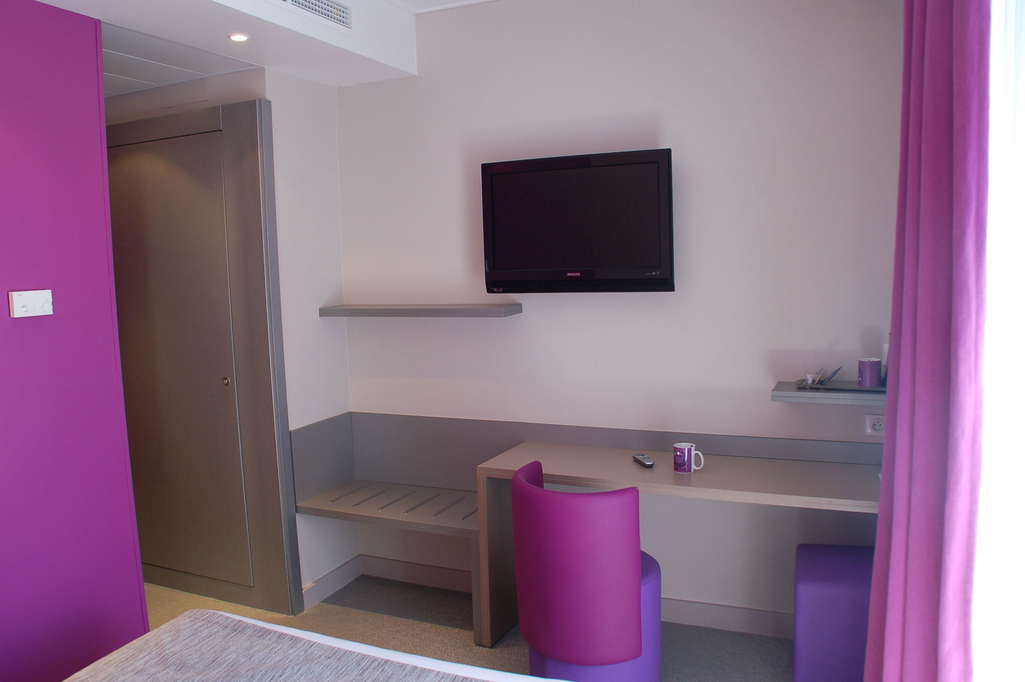 Hotel De La Fontaine 3*