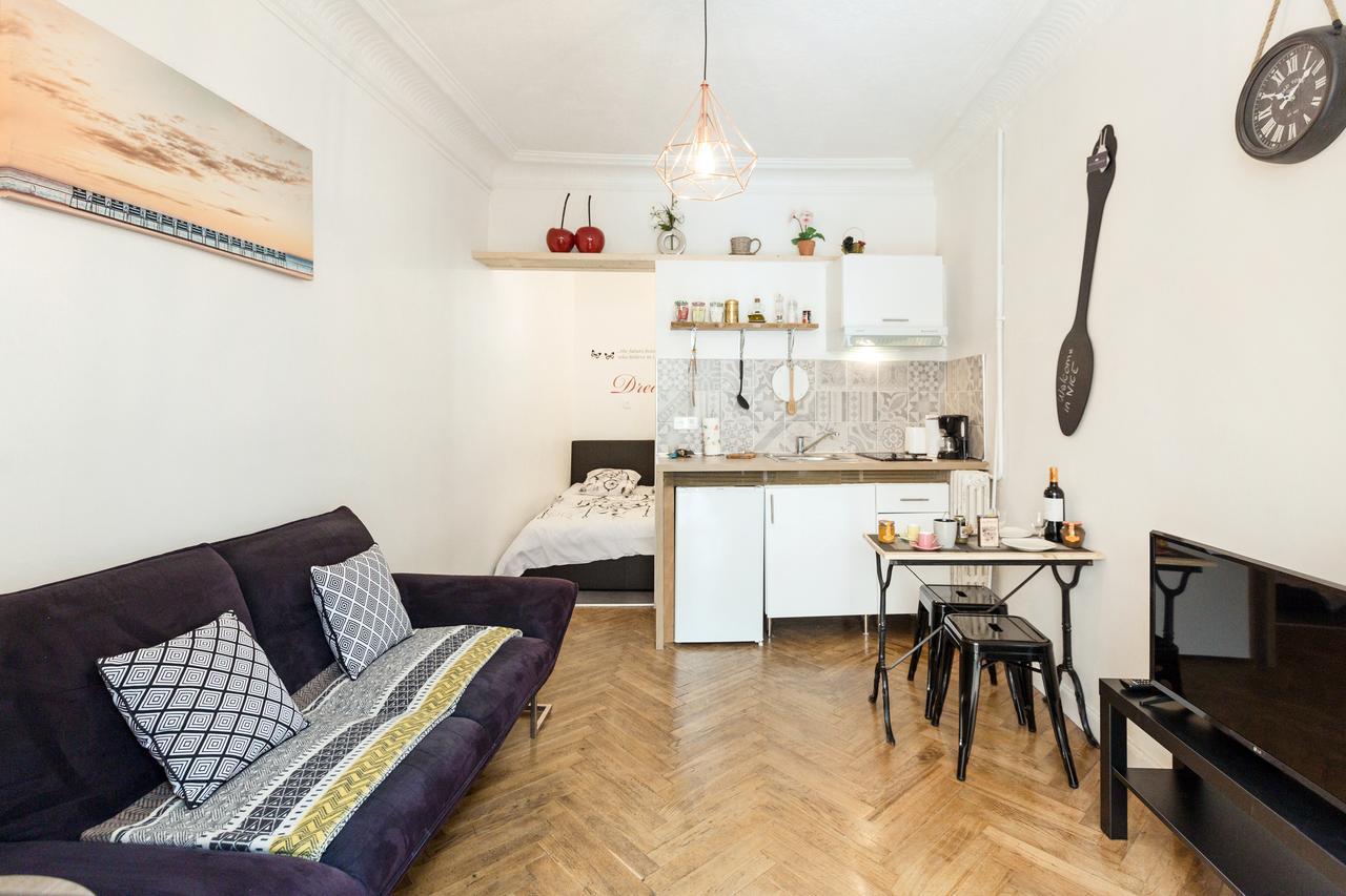 Apartment Amazing 1 Bedroom Loft In Centre Seafront *