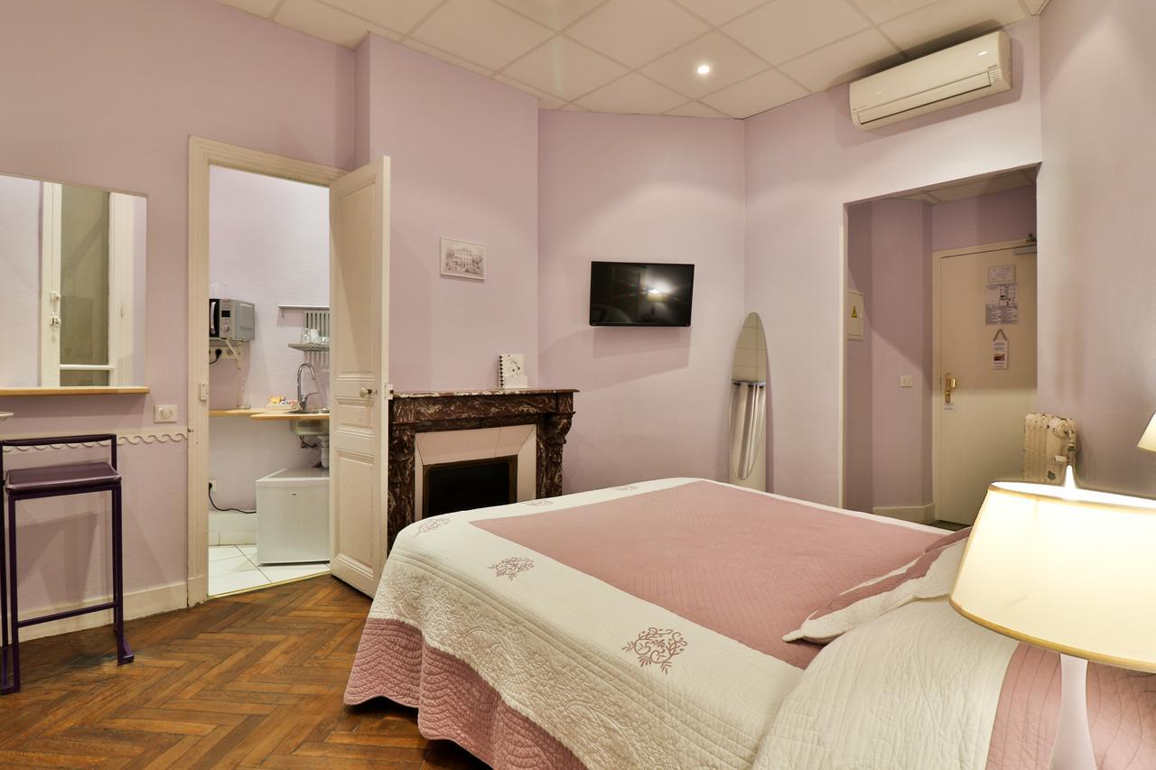 Victor Hugo Hotel 2*