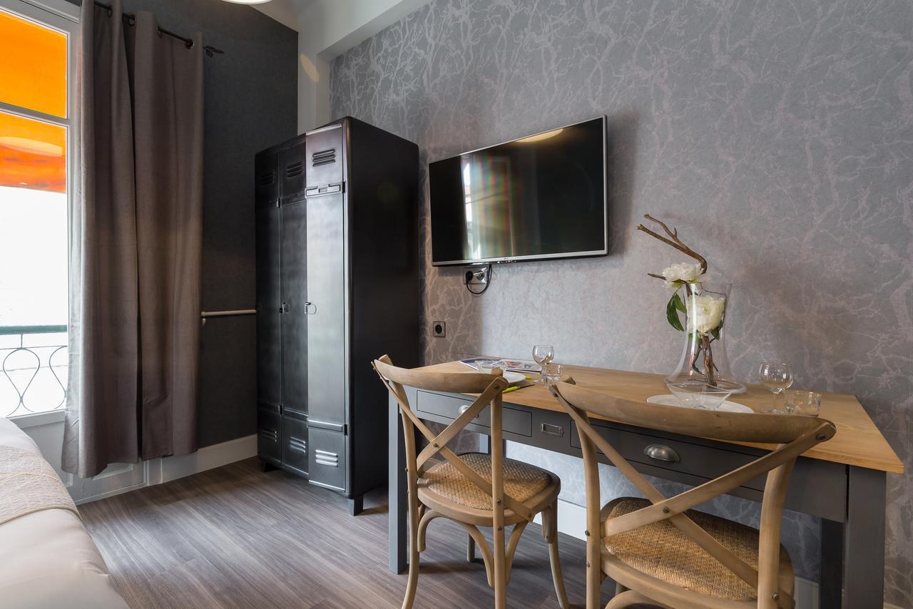 Aparthotel Azur