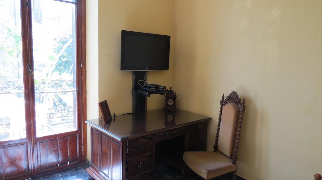 Villa Aramis Guesthouse Bed & Breakfast