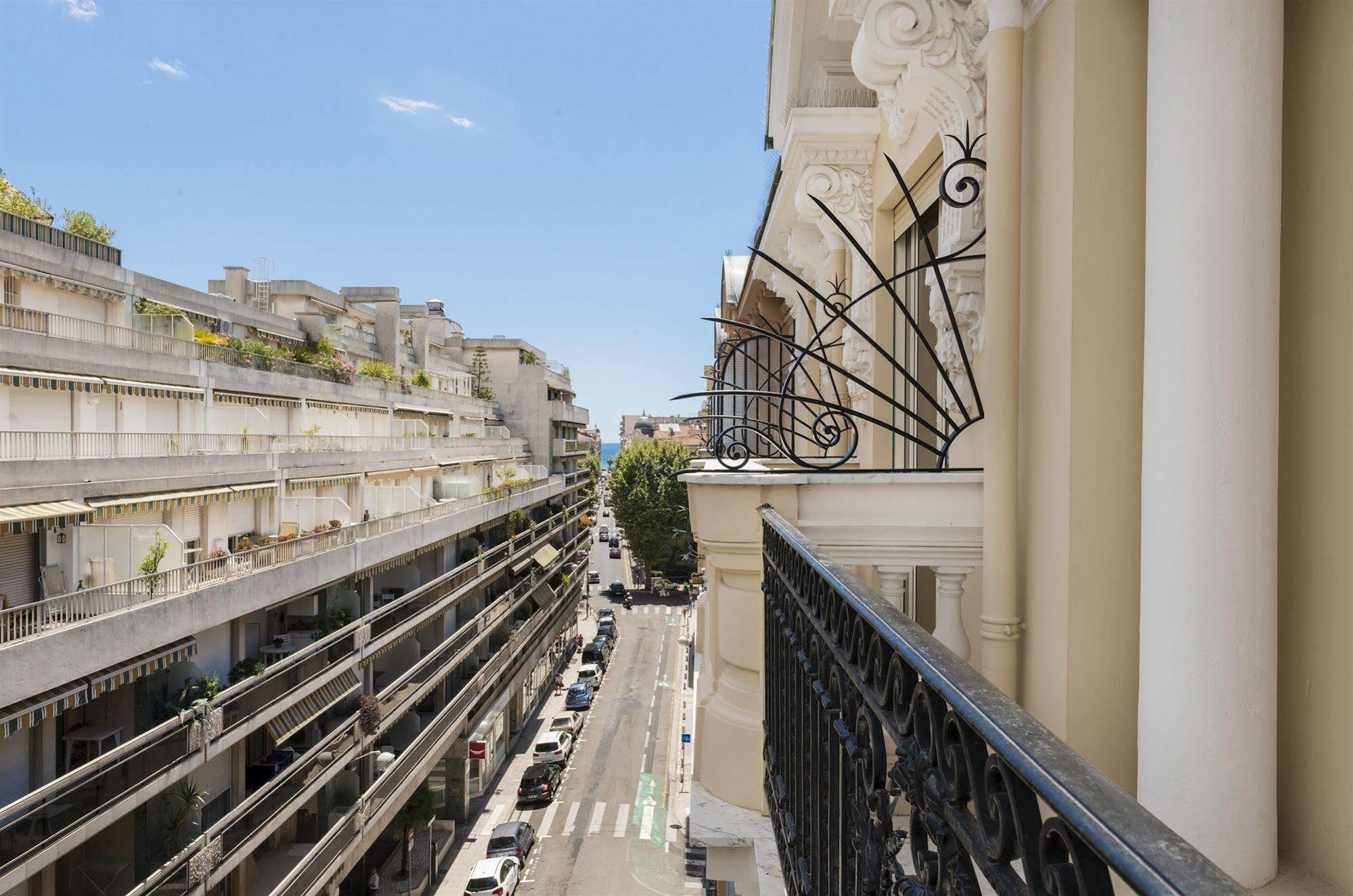 Hotel Little Palace 2*