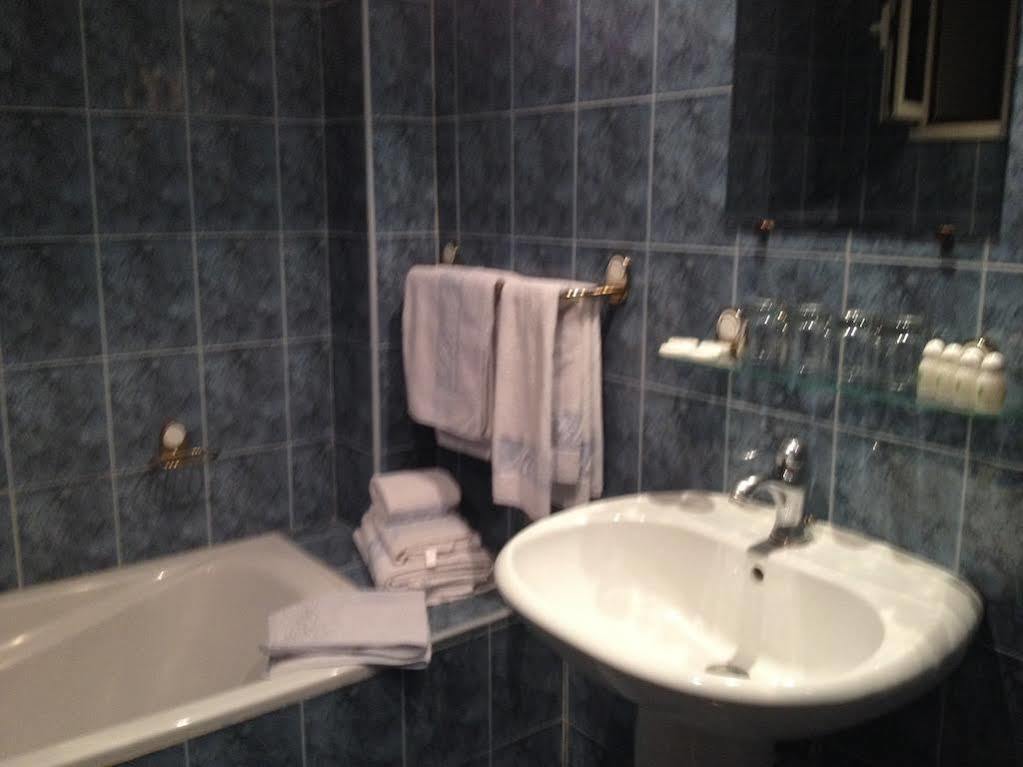 Little Palace Hotel 2*