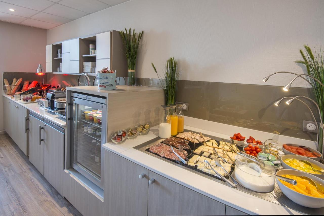 Mercure Marche Aux Fleurs Hotel