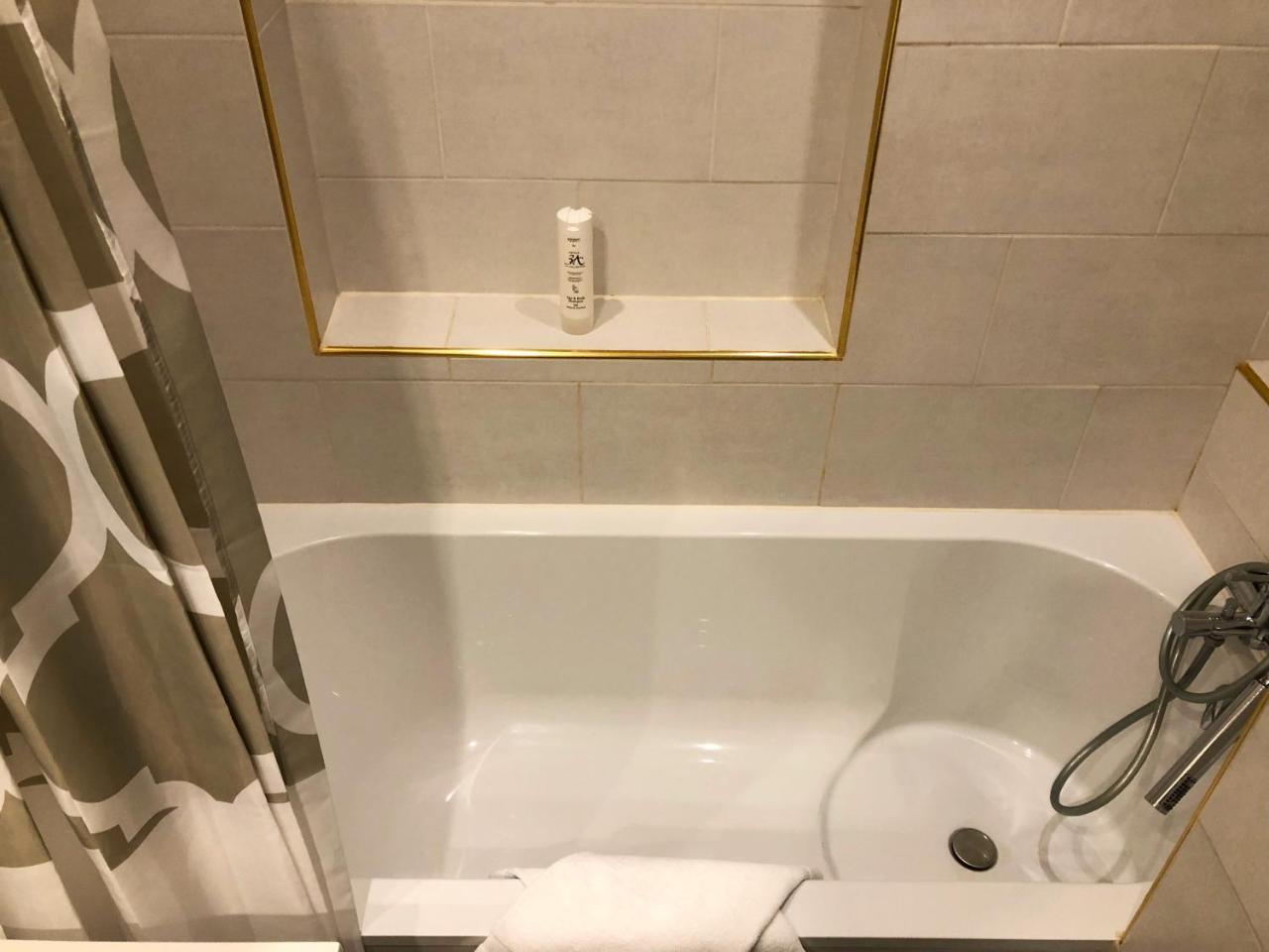 Aston - Centre Massena * Nice