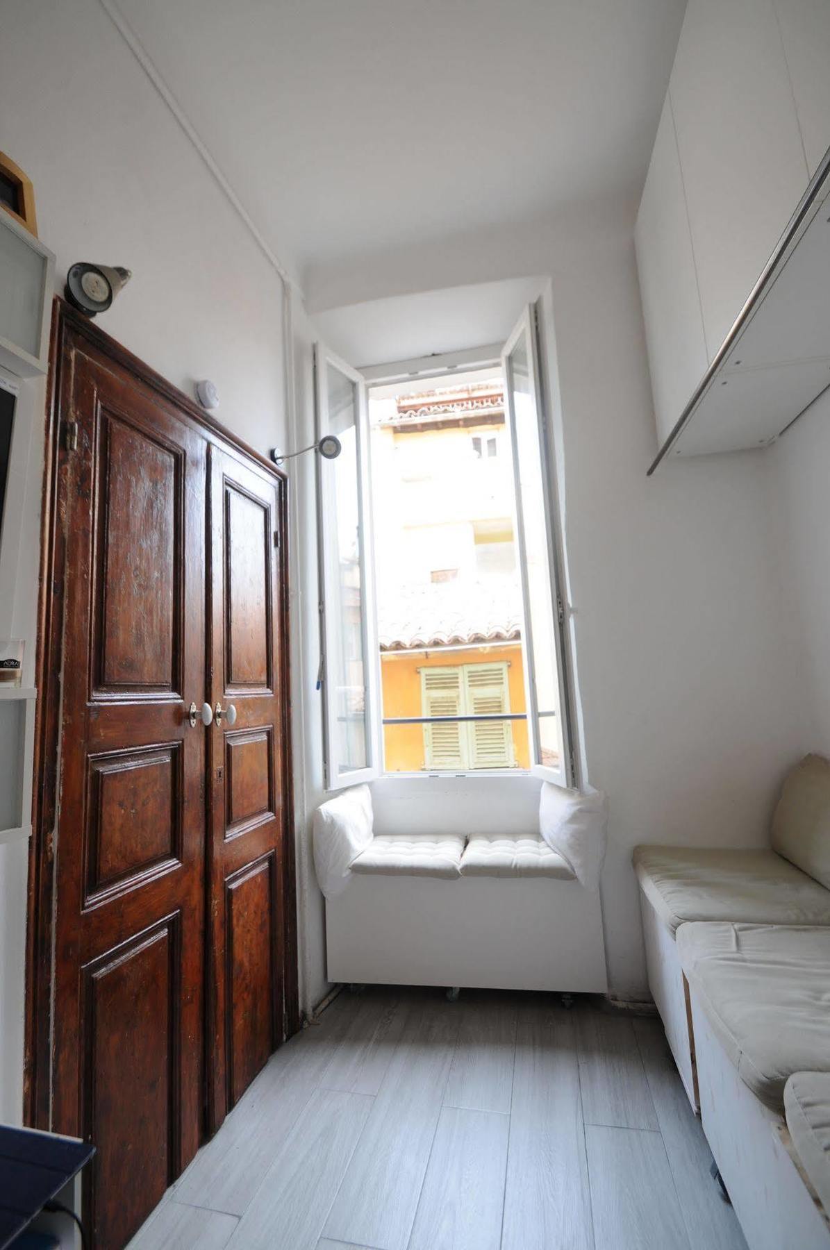 Vieux Apartment