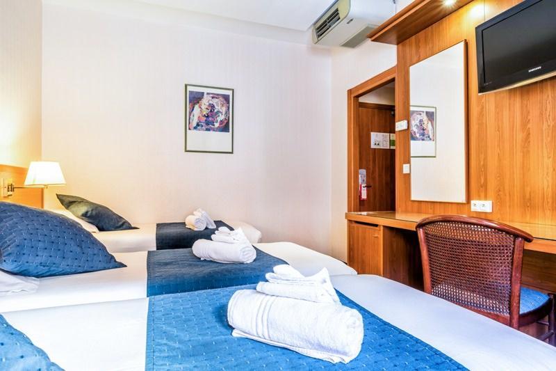 Hotel Univers
