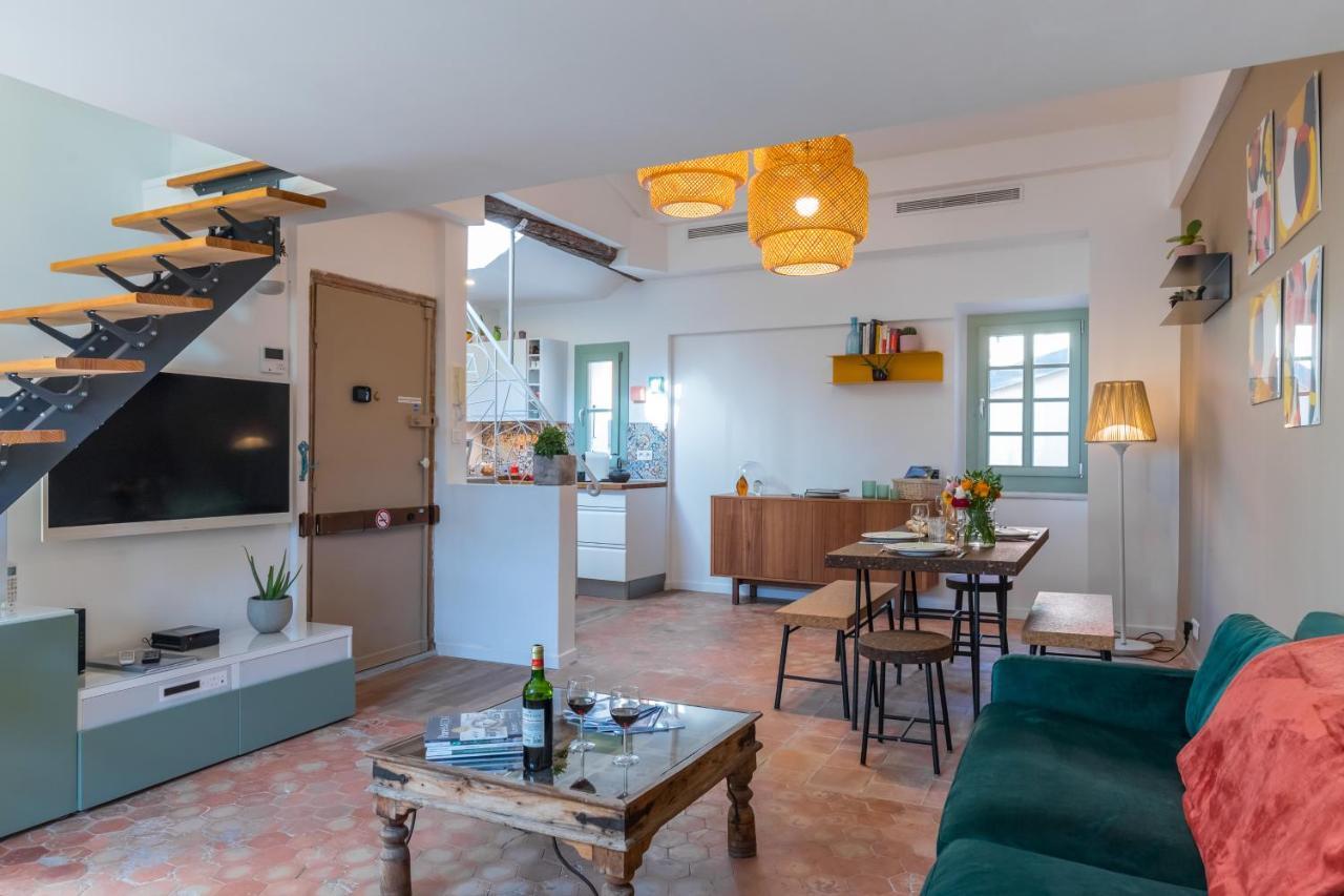 Le Chateau - The Beautiful Sight In Old Town, Private Terrace Apartment *