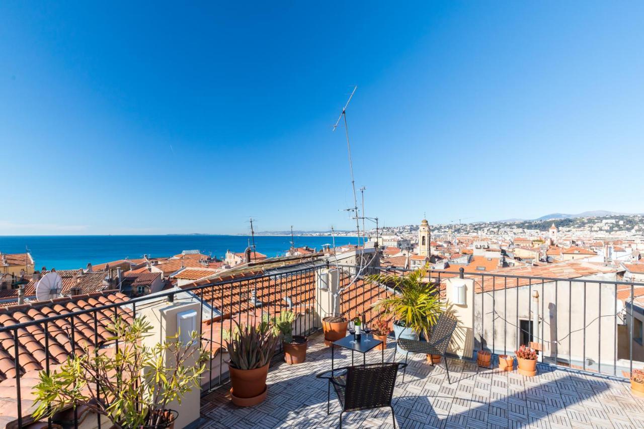 Le Chateau - The Beautiful Sight In Old Town, Private Terrace Apartment
