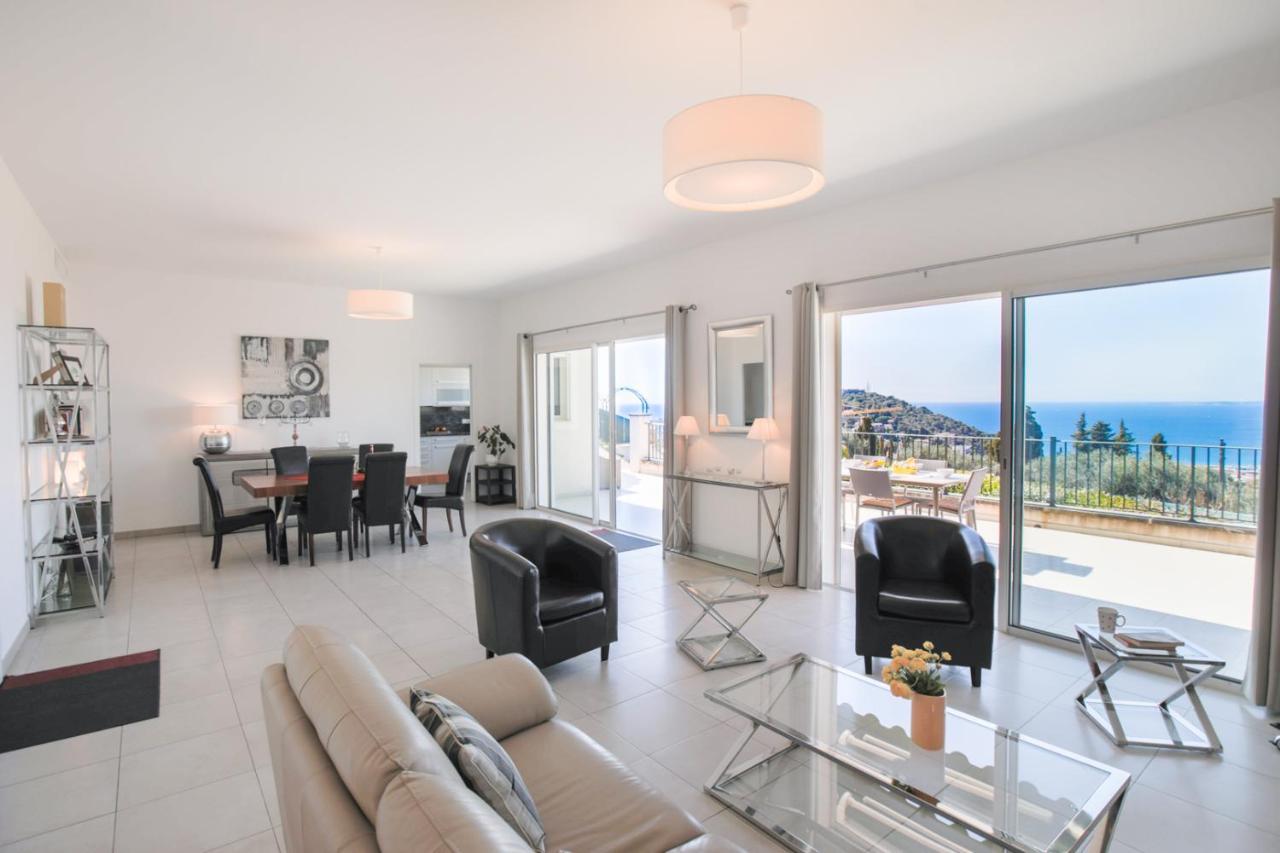 Villa Vinaigrier Hills Vi3086 By Riviera Homes