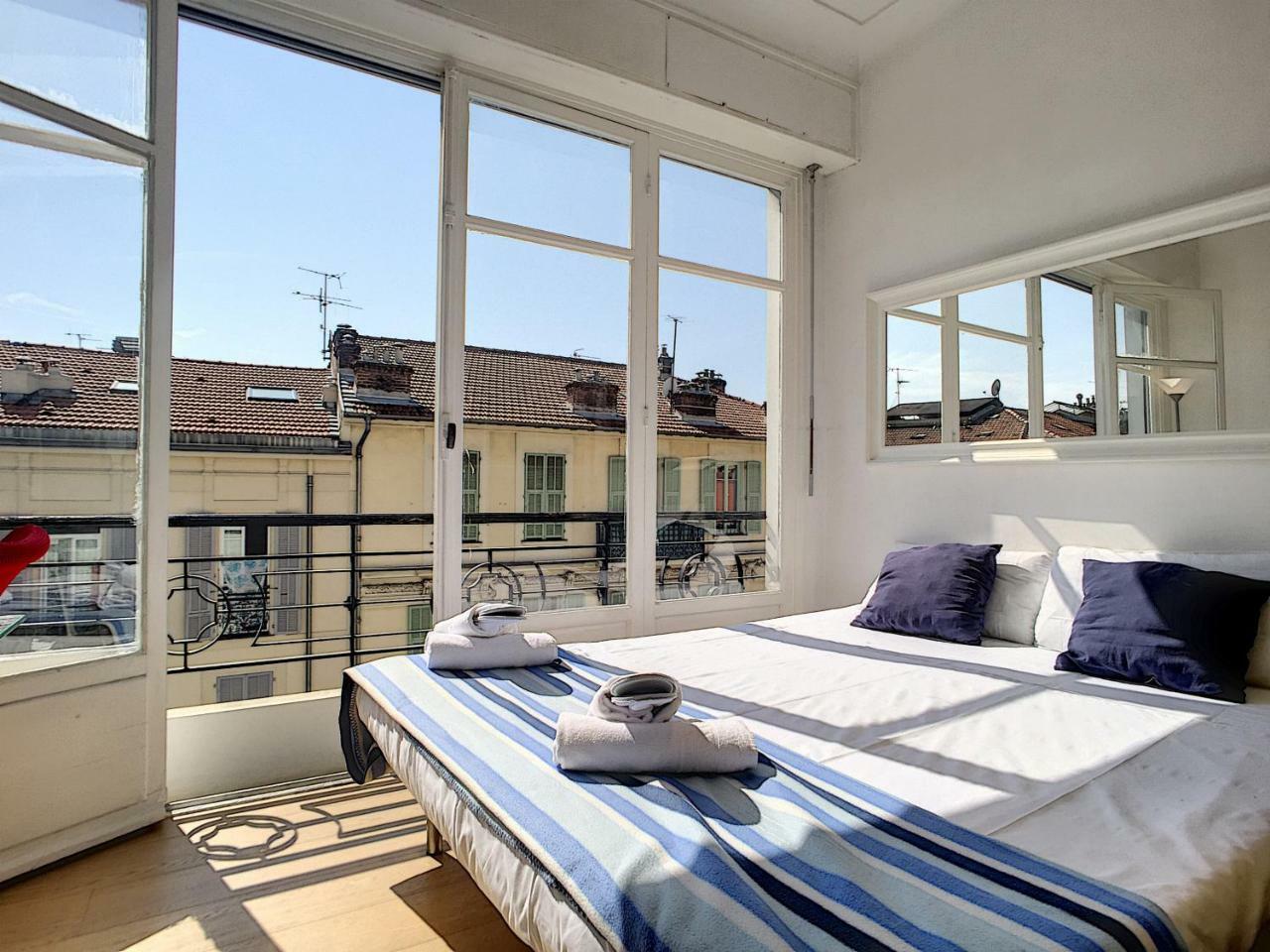 Nestor&jeeves - Lugia - - Close Sea - Family Apartment