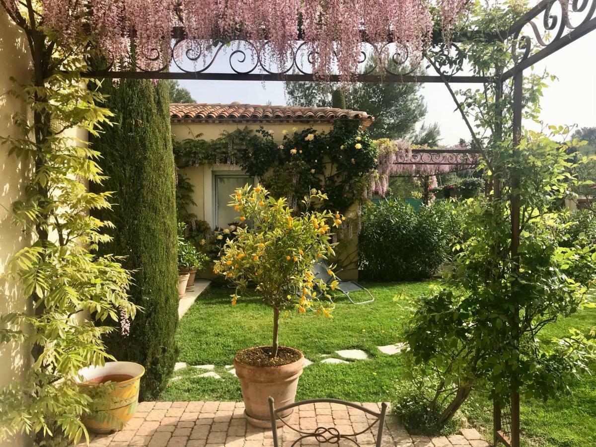 Kilauea Bed & Breakfast 4*