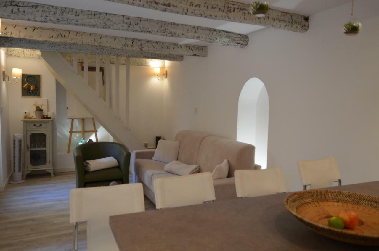 Duplex De Charme 4 Personnes Quartier Du Port A Apartment