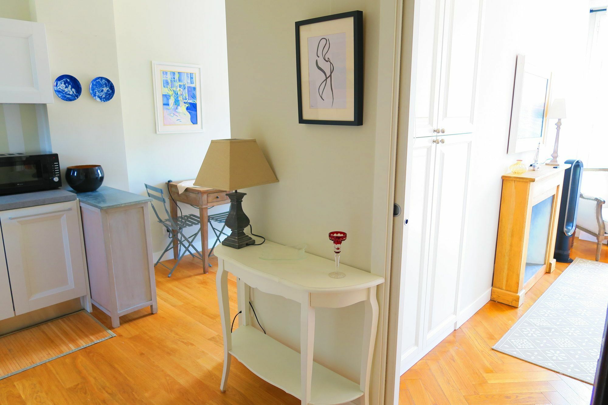 Sea View - Promenade Des 1 Bdr *
