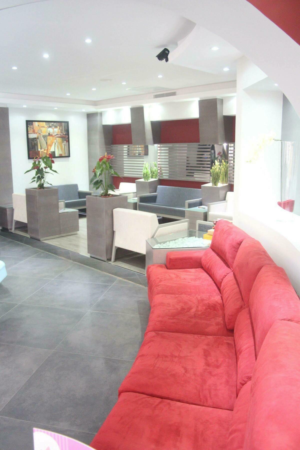 Hotel De Suede 3*