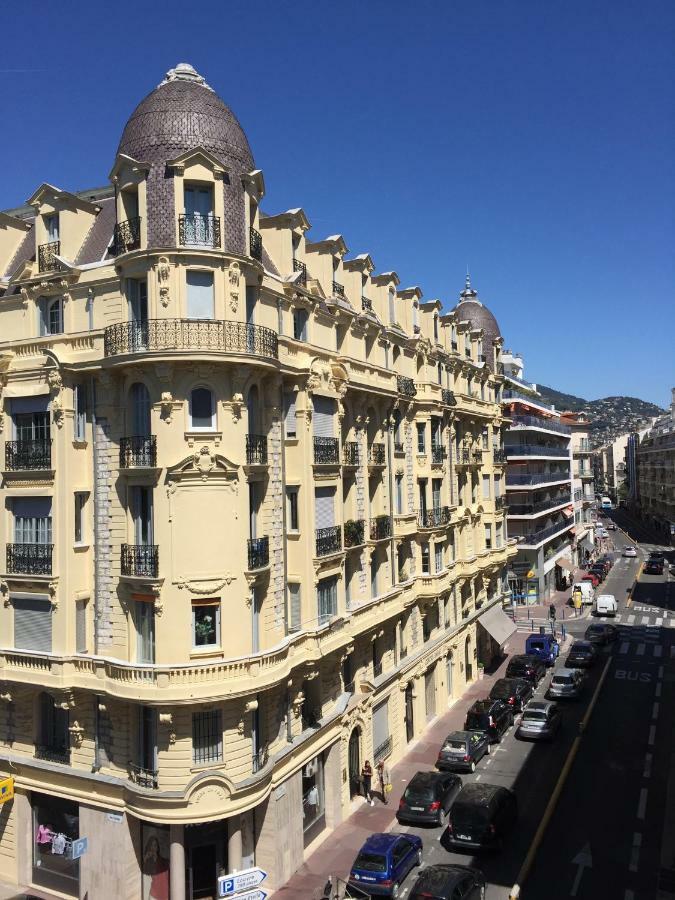 Apartment Carre D'or! Park View!