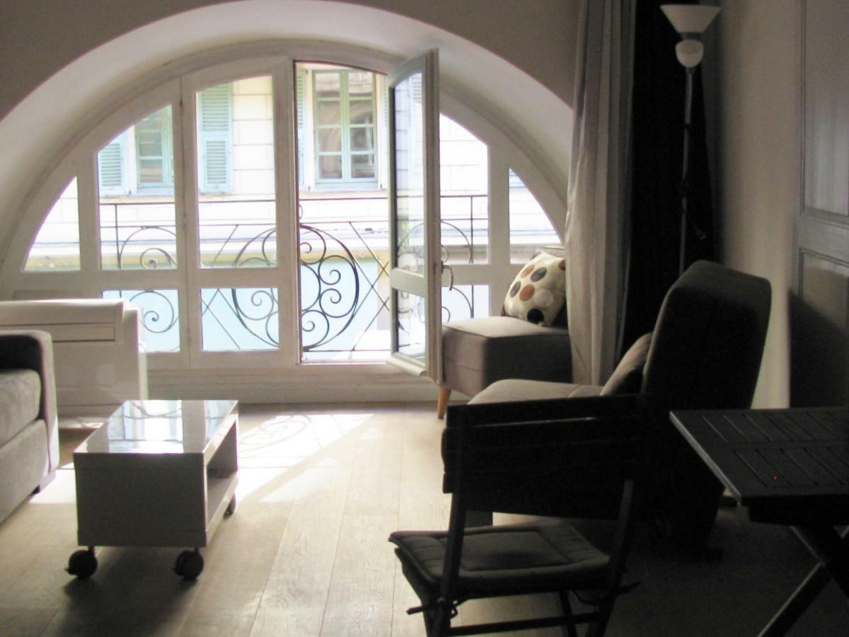 Sam Le Lezard Sarl *