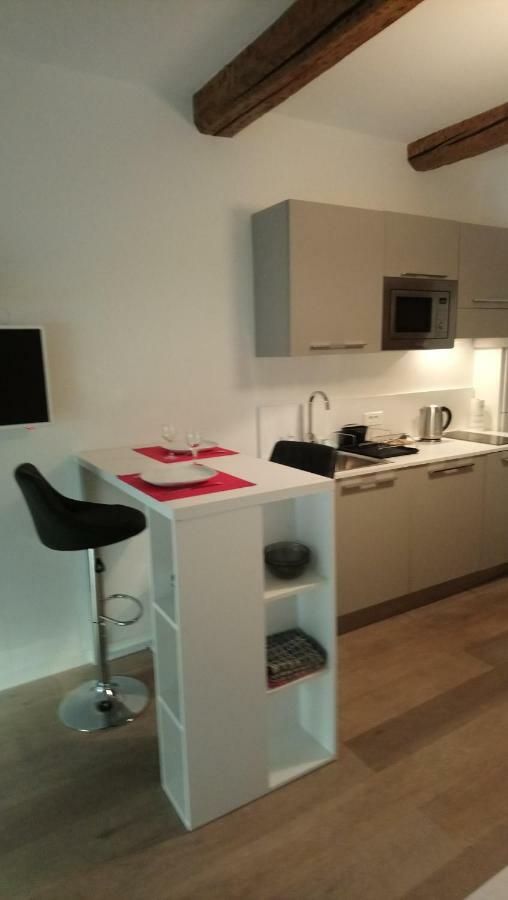 Sam Le Lezard Sarl Apartamento *