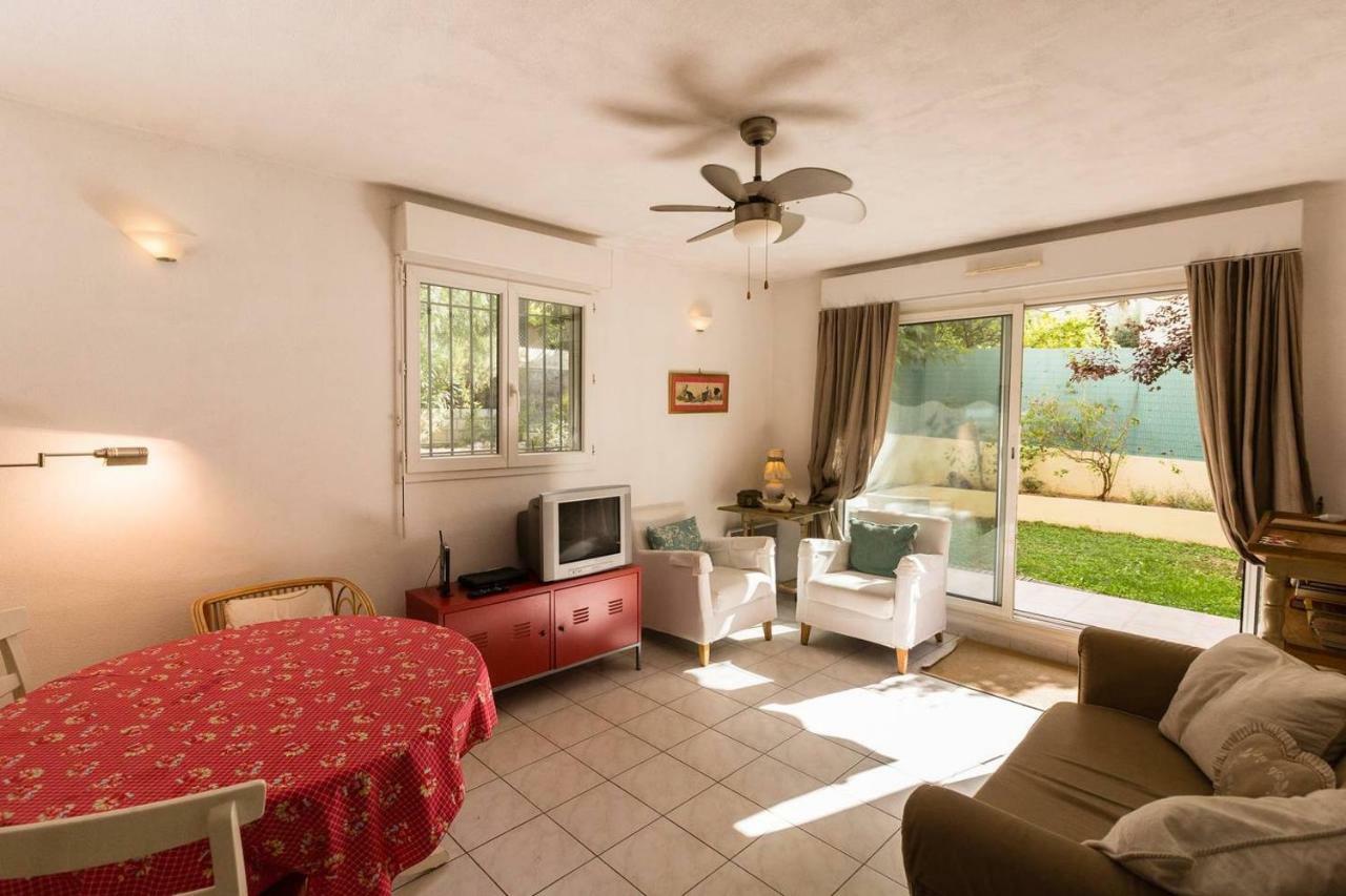 Apartment Villa Soraya , Quiet Location With Big Garden Near Beach And Old Town Of Nice