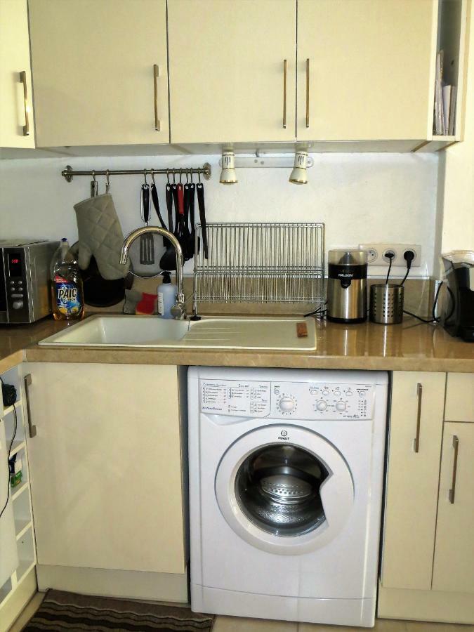 9 Avenue De Carras Apartment