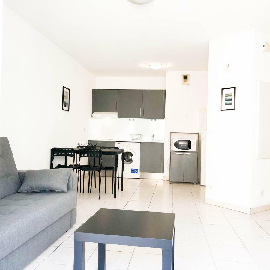 Arson Riquier Port * Nice